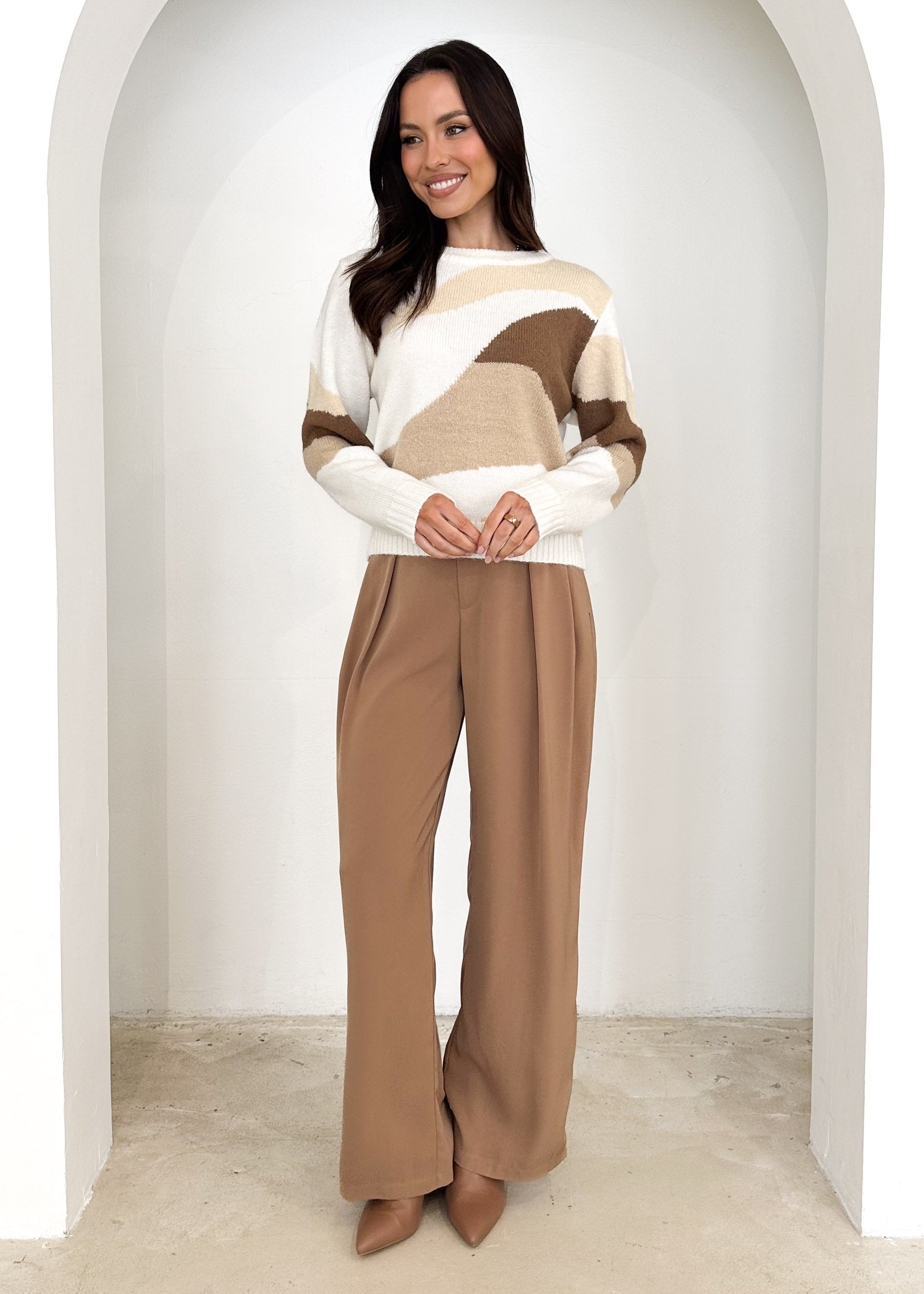 Issarae Sweater - Brown Abstract