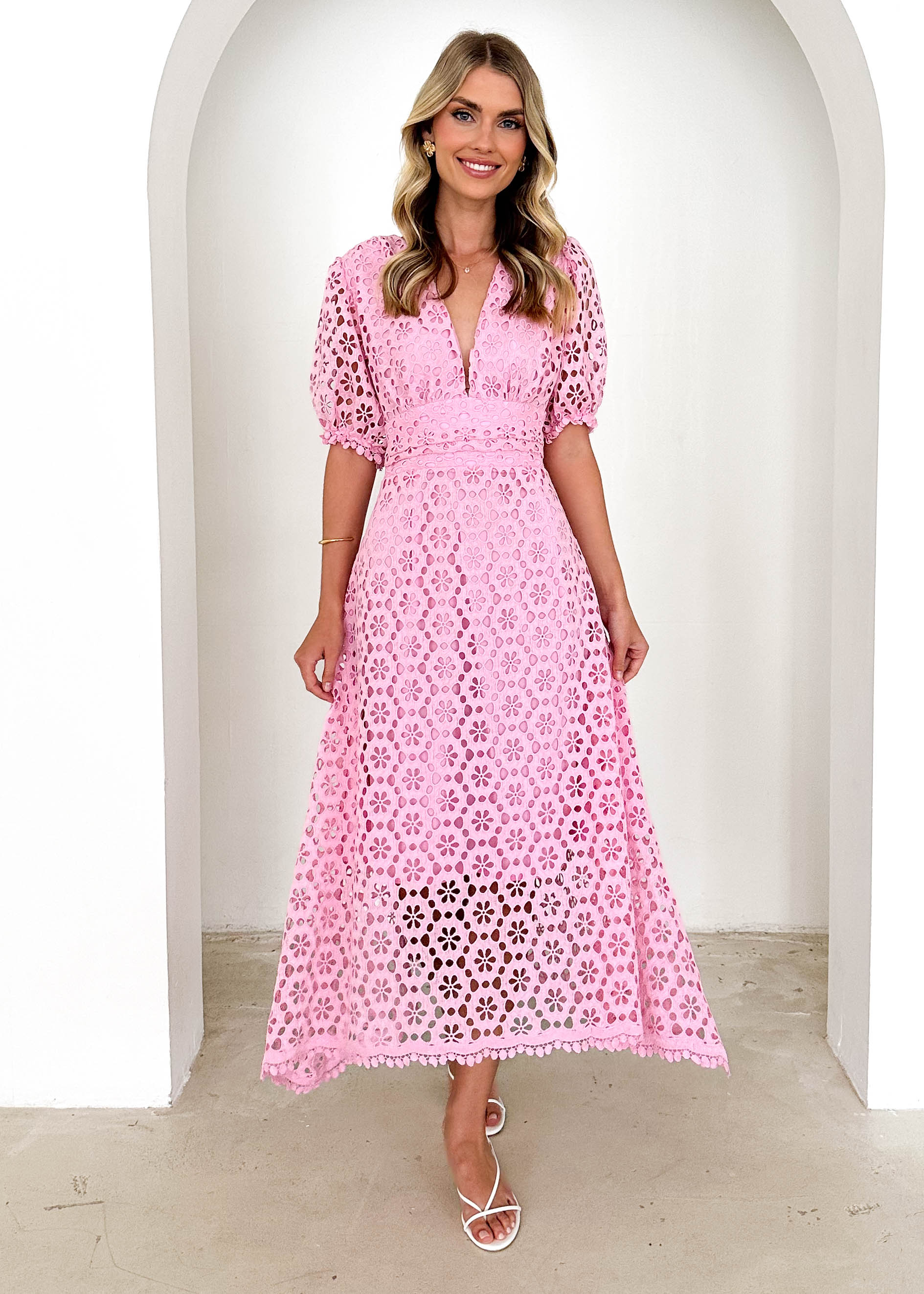 Jahra Lace Midi Dress - Baby Pink