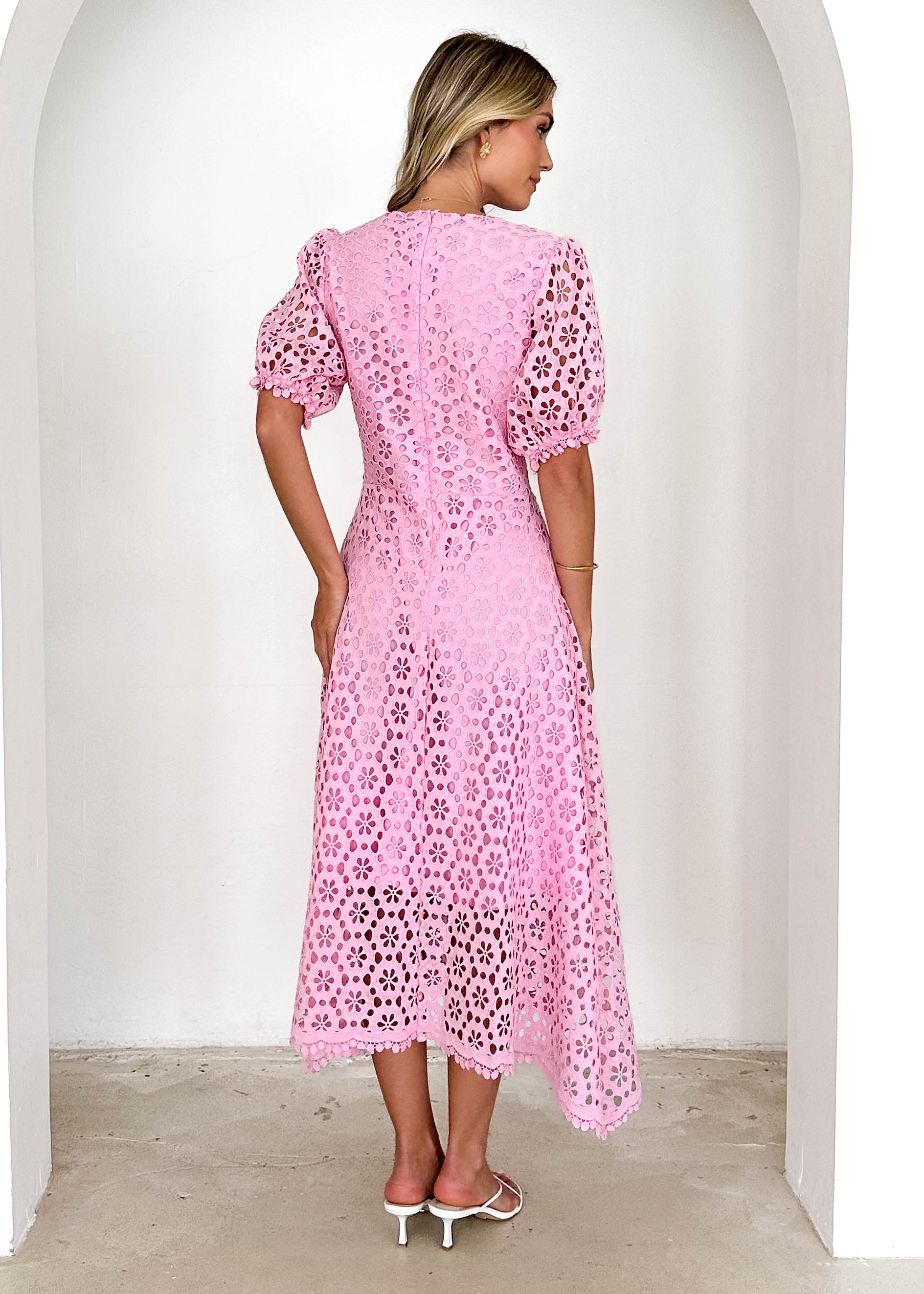 Jahra Lace Midi Dress - Baby Pink