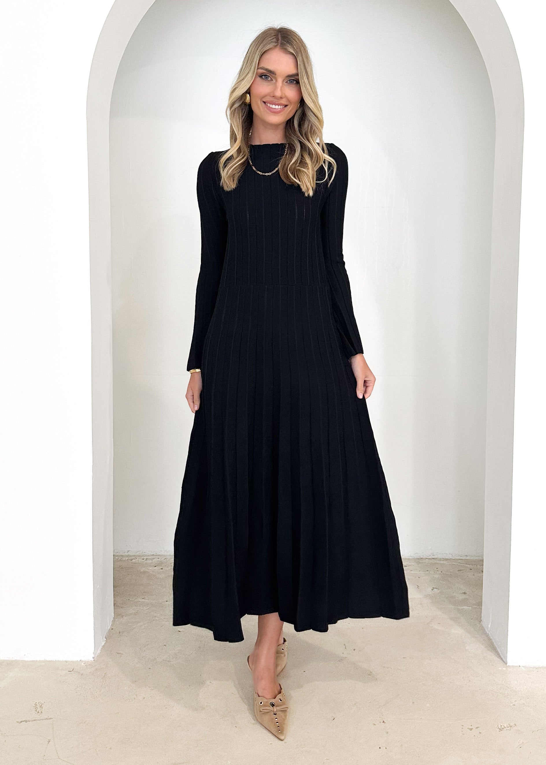 Joan Knit Maxi Dress - Black