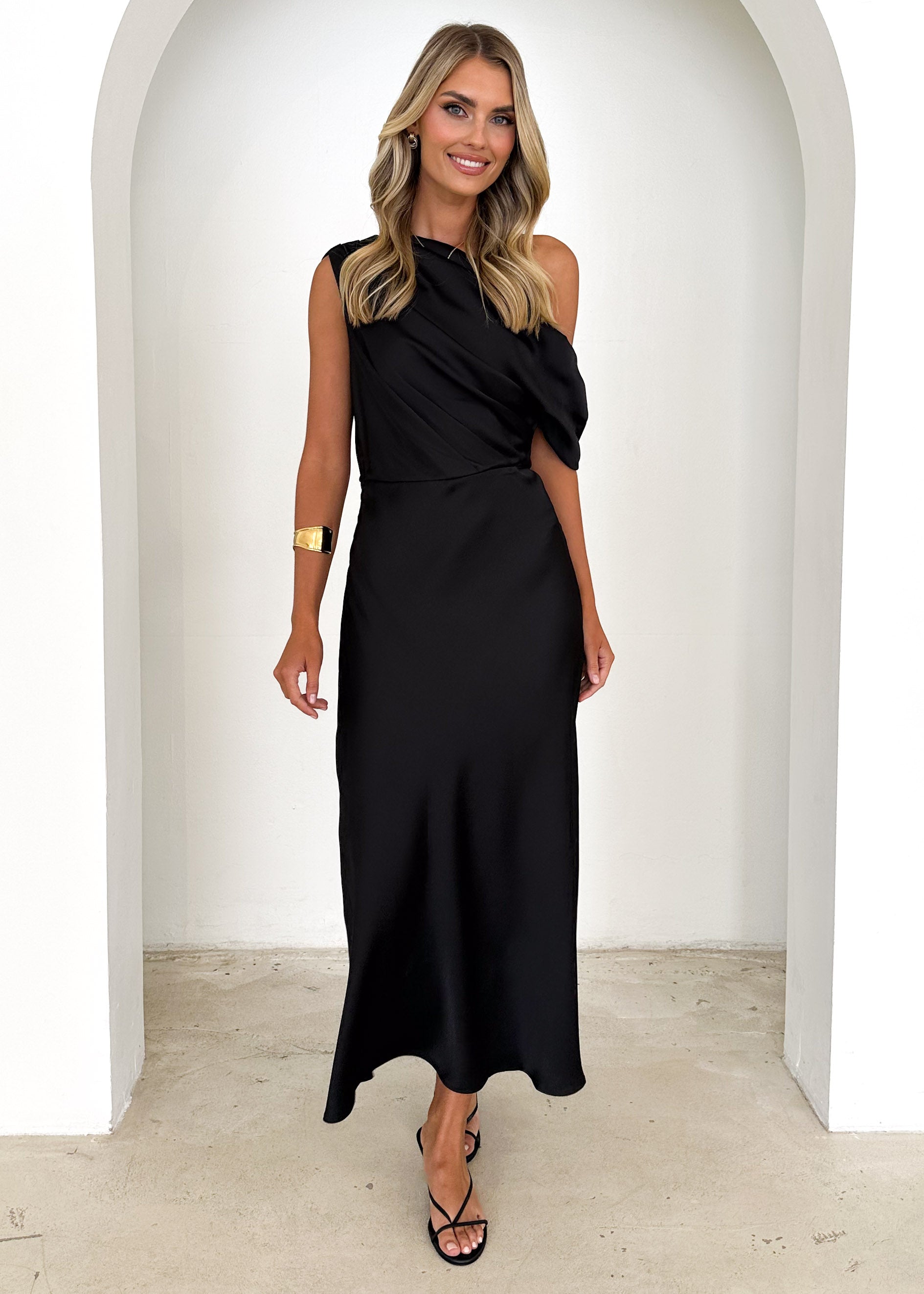 Daliah One Shoulder Maxi Dress - Black