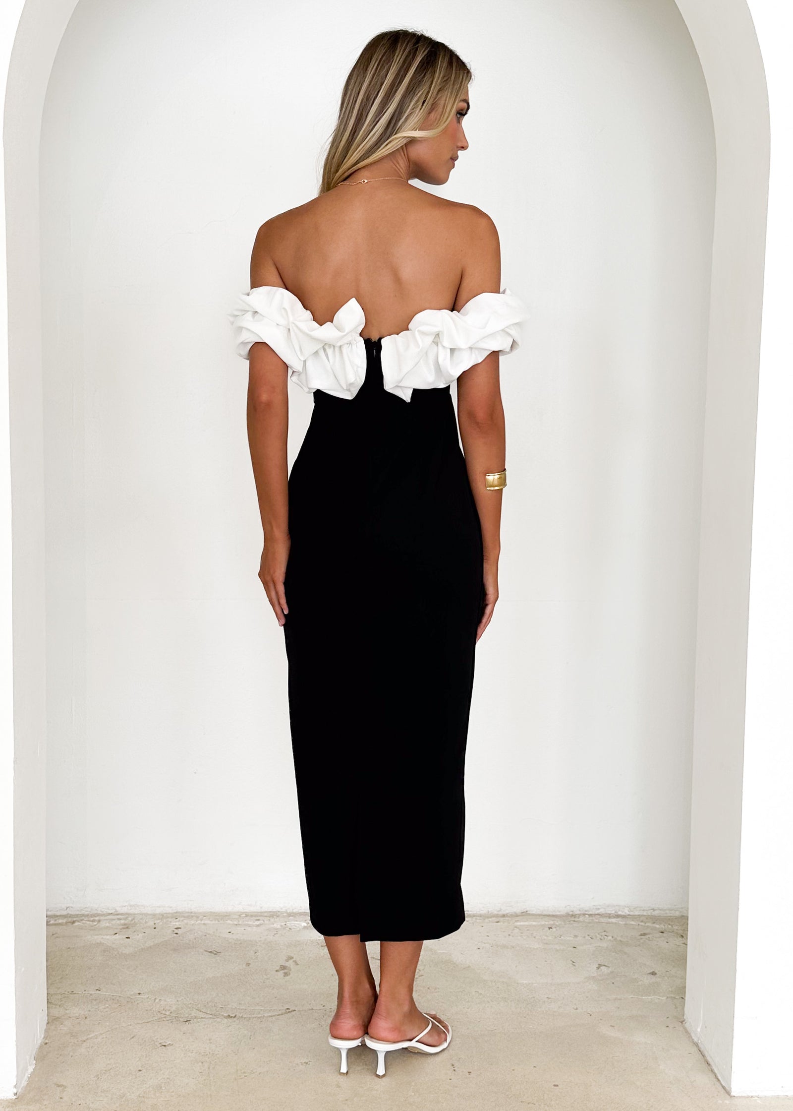 jacklyn off shoulder midi dress Ashlynn Off Shoulder Midi Dress