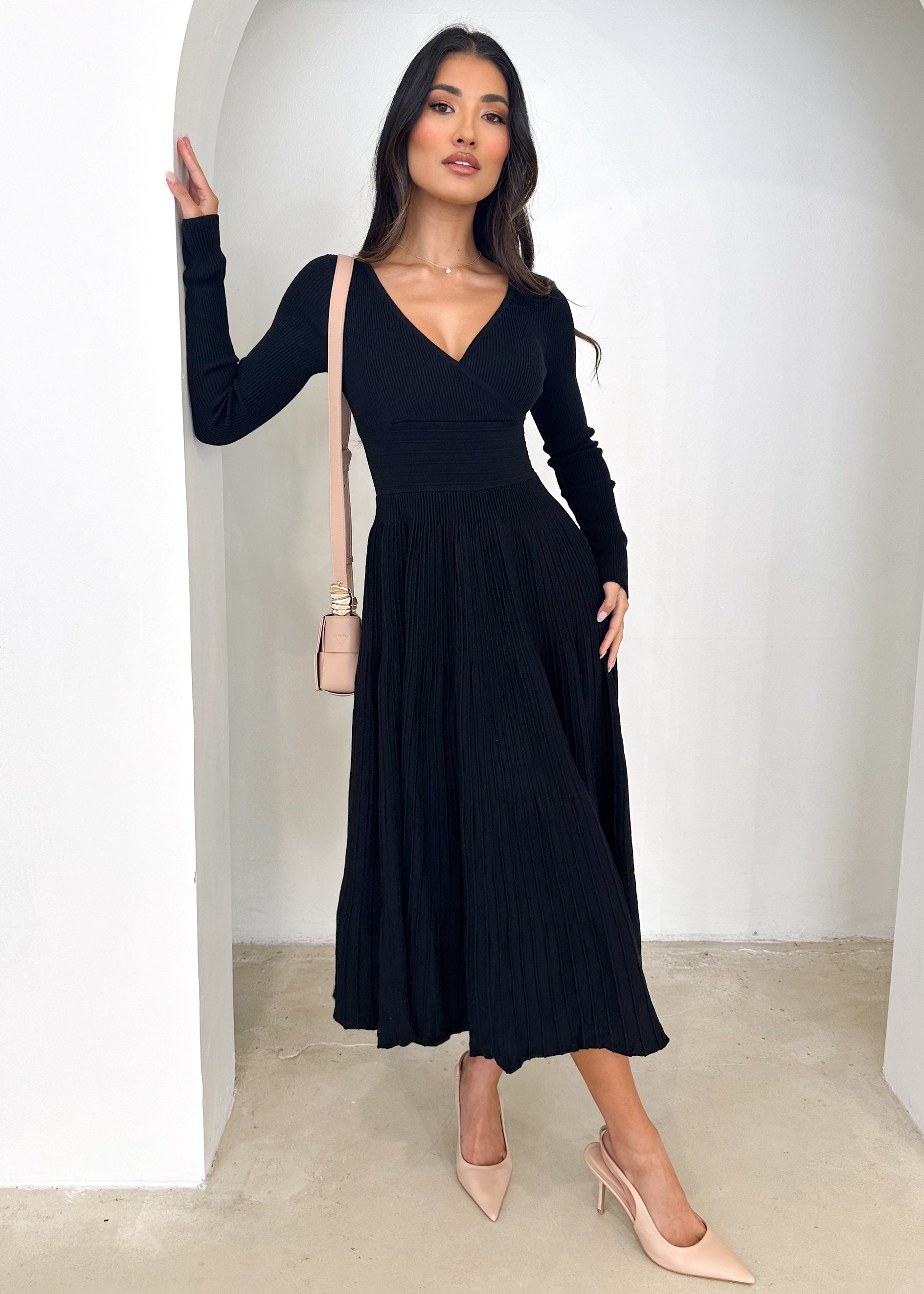 Alise Knit Midi Dress - Black