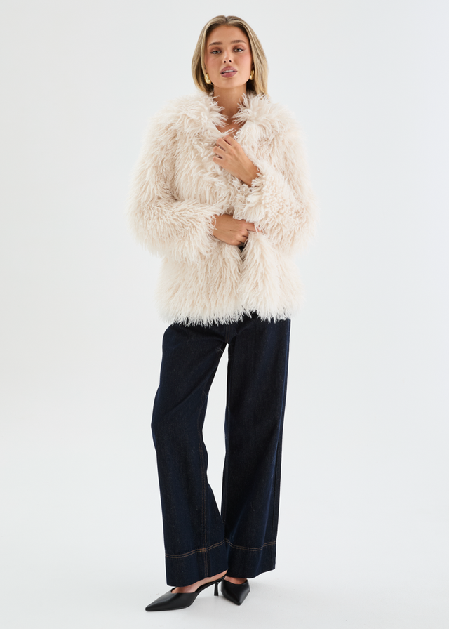 Xylia Fluffy Coat - Off White