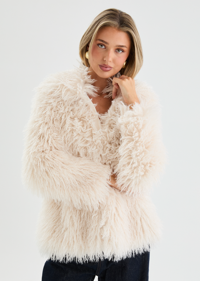 Xylia Fluffy Coat - Off White