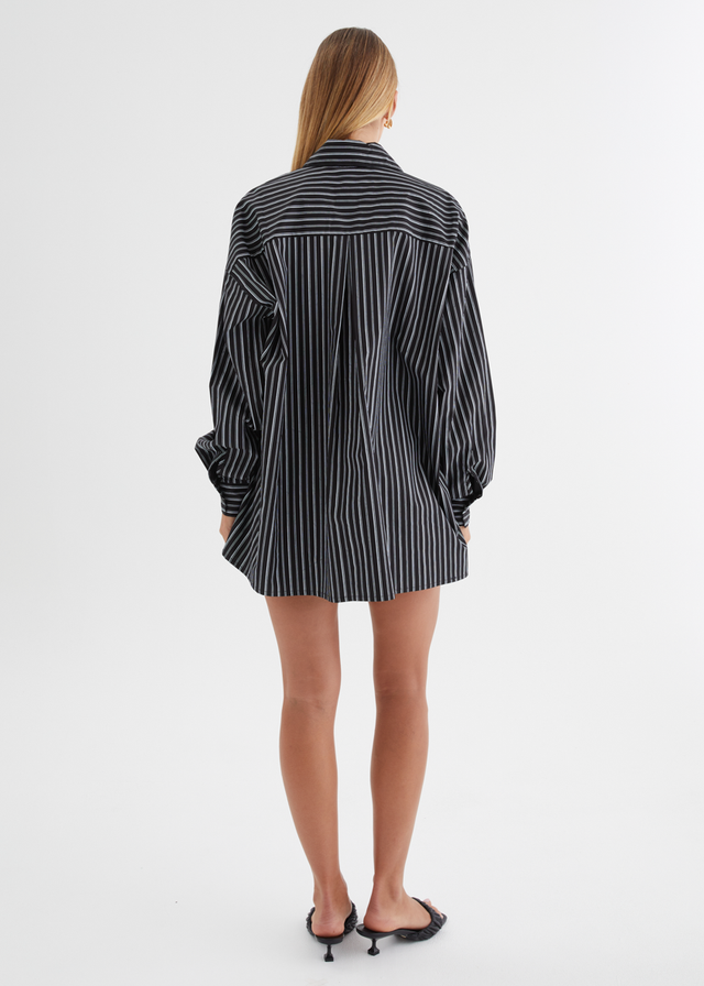 Jenkins Shorts - Black Stripe