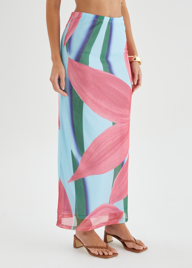 Raphealla Mesh Set - Petal Reverie