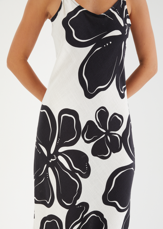 Danyelle Maxi Dress - Black Flowers