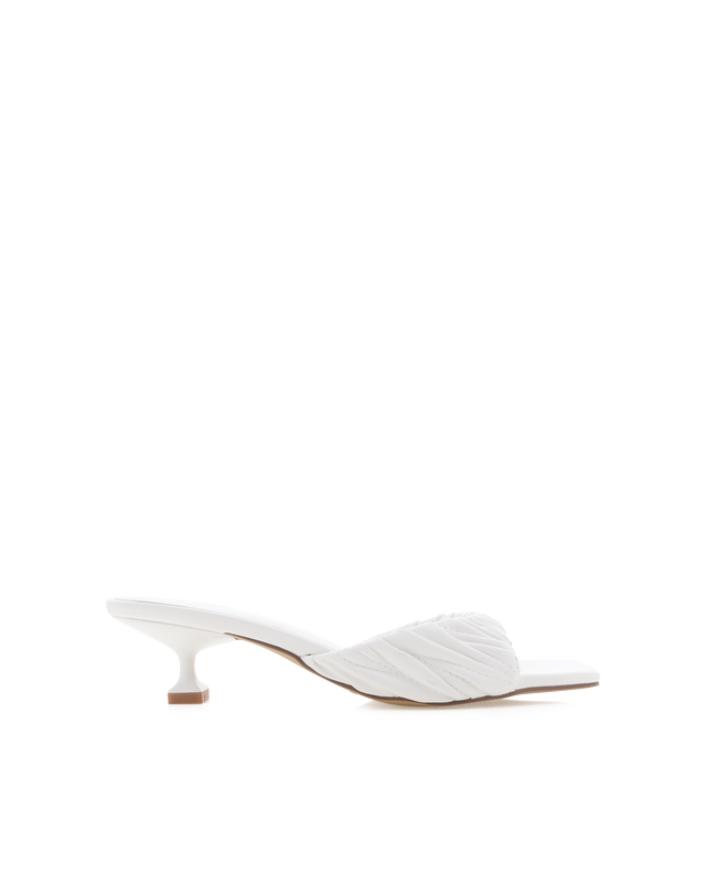 Pilar Heels - White
