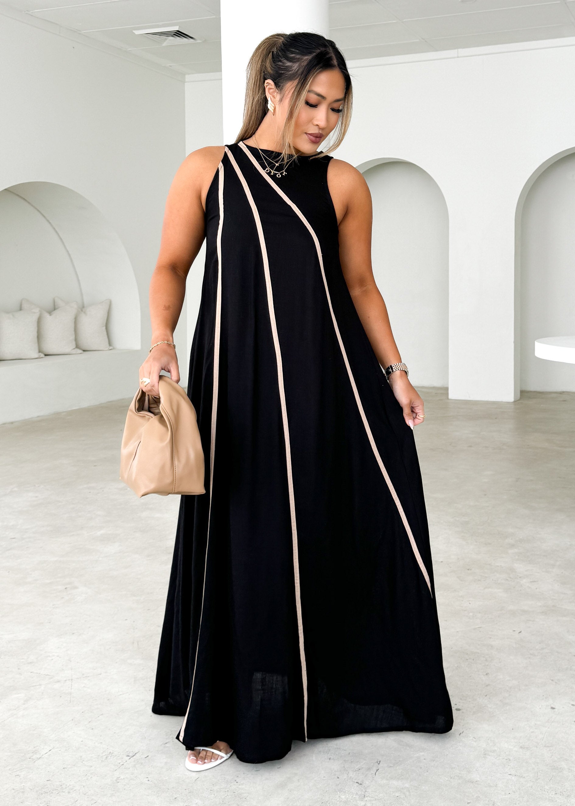 Eclairi Maxi Dress - Black