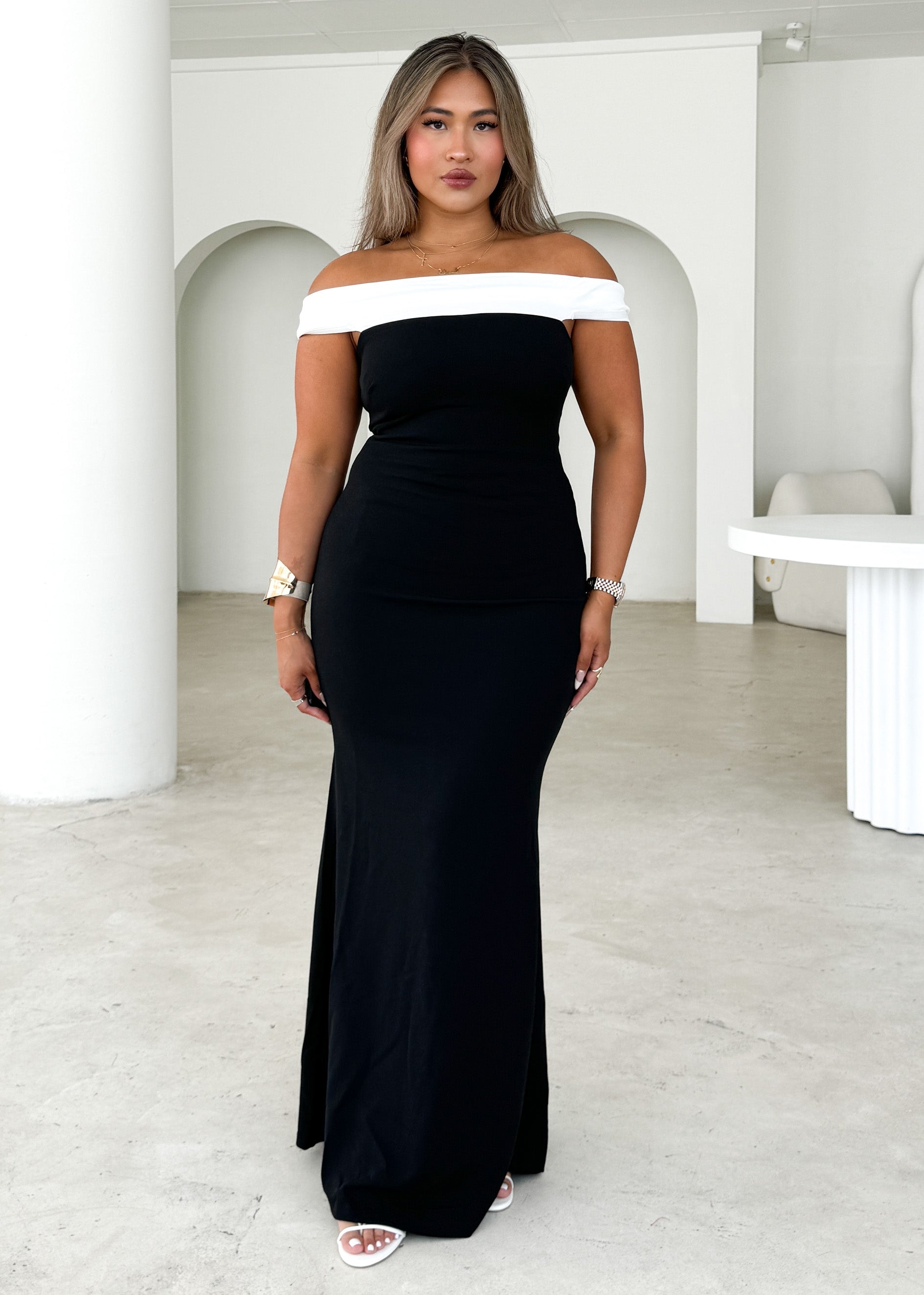 Violet Off Shoulder Maxi Dress - Black