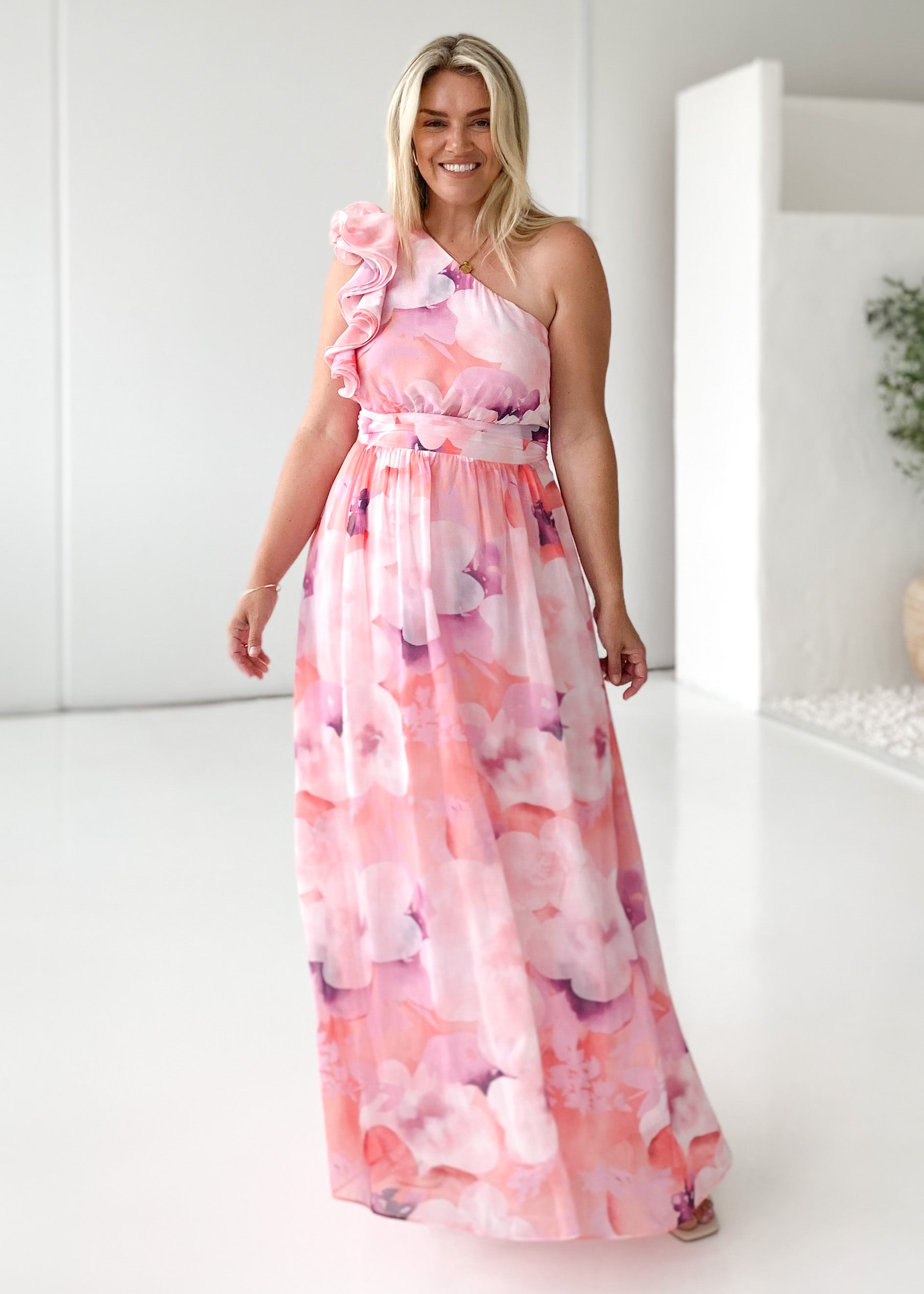 PRE-ORDER : Layana Maxi Dress - Peach Spritz