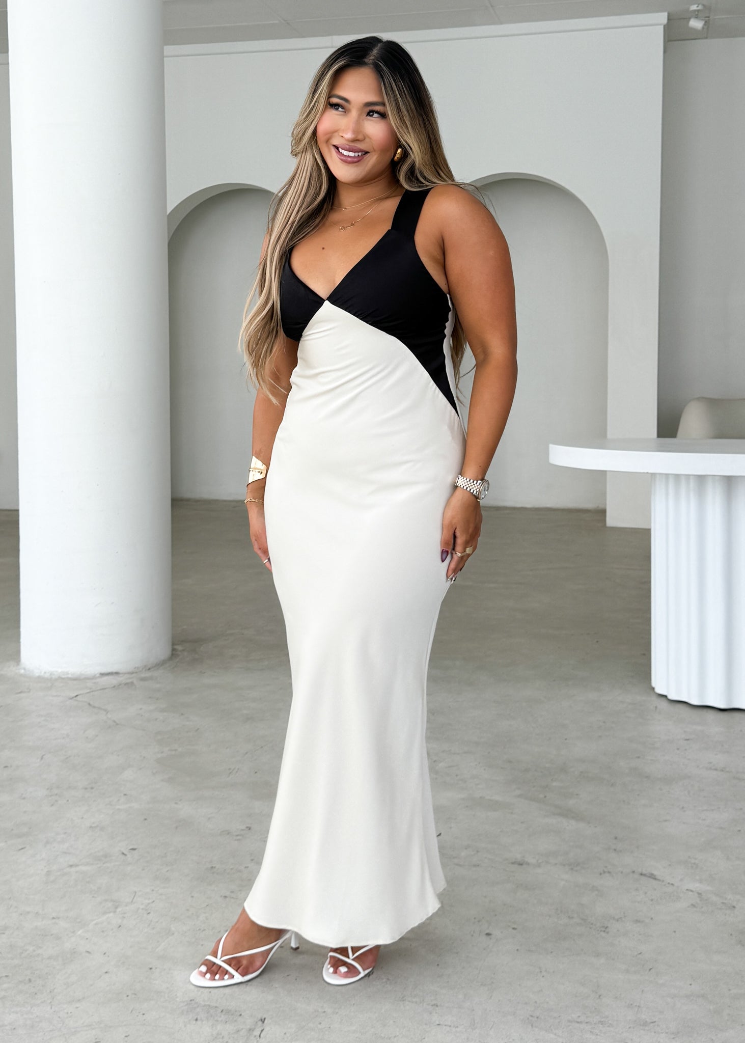 Taleena Maxi Dress - Champagne