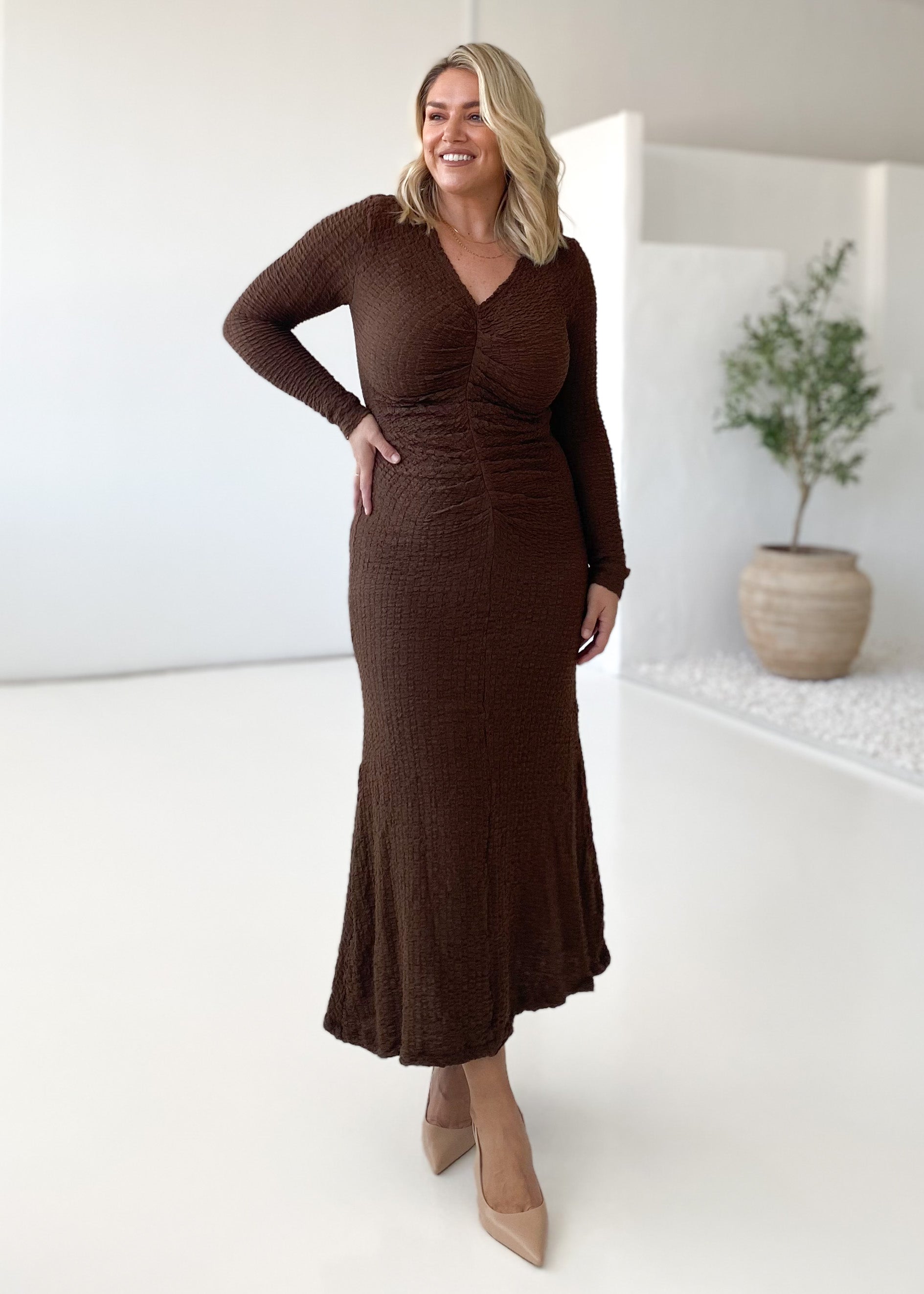 Alpha Ruched Midi Dress - Chocolate