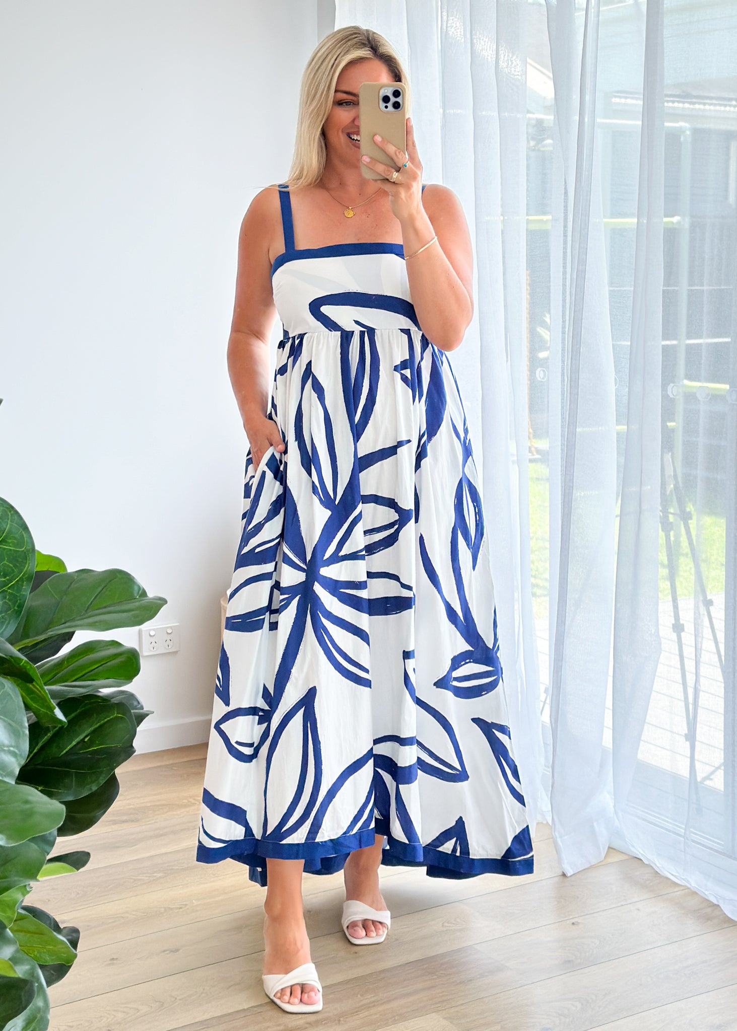 Jaiki Maxi Dress - Navy Leaf