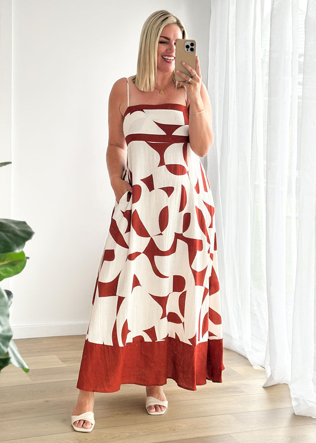 Givara Maxi Dress - Brown Abstract