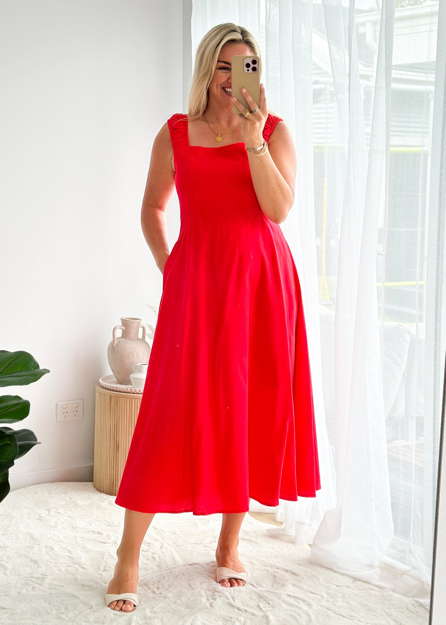 Lila Midi Dress - Red