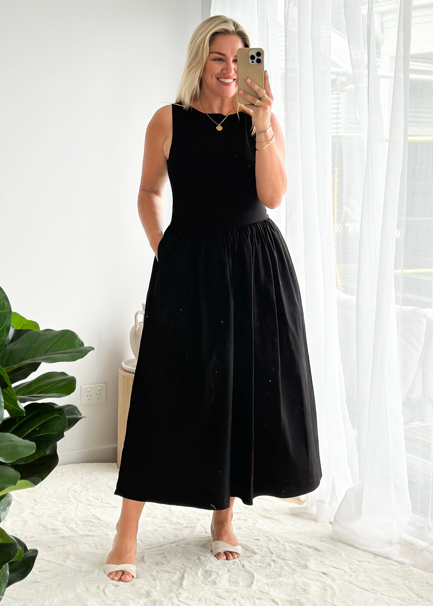 Annaleise Midi Dress - Black