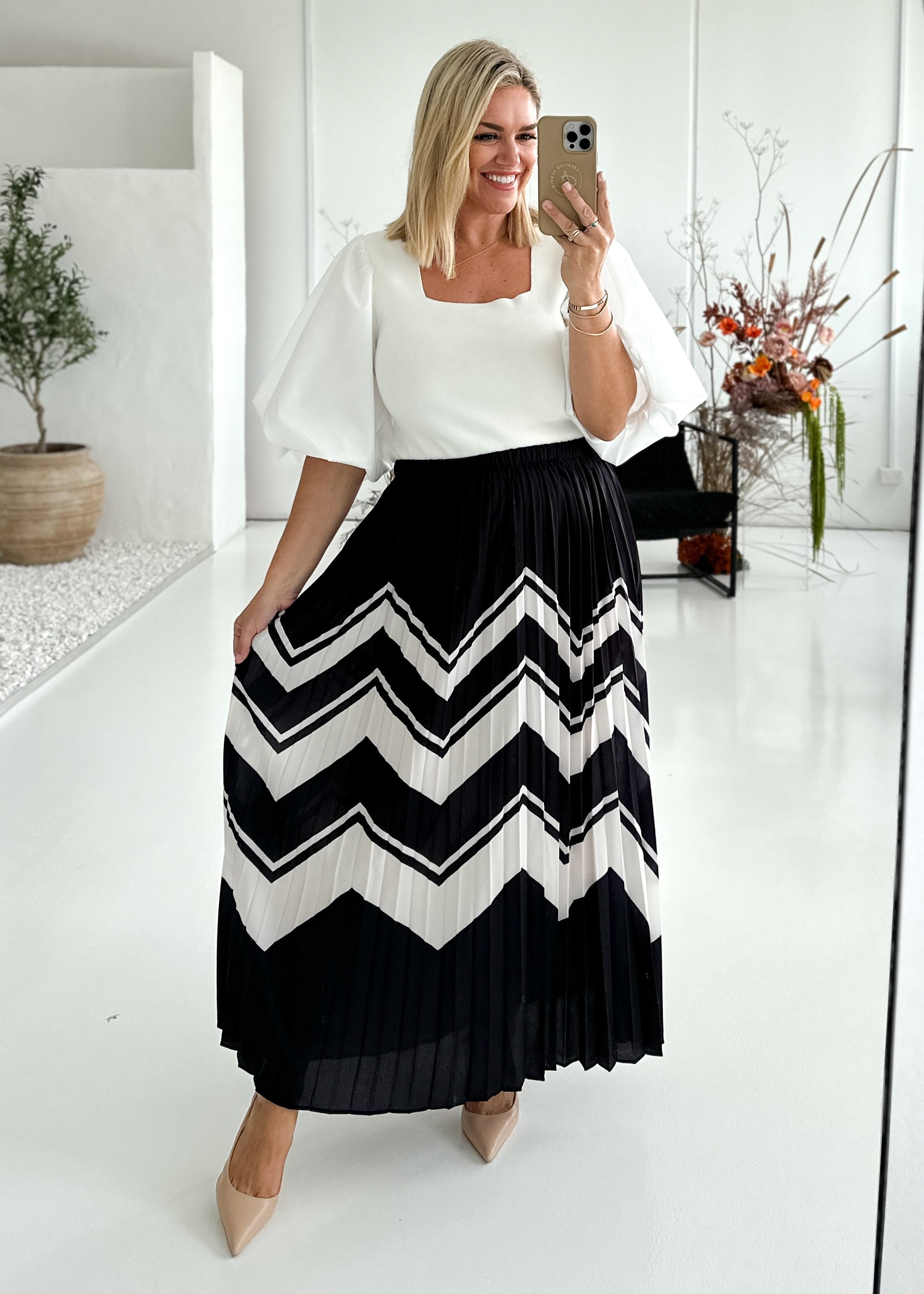 Siklsa Maxi Skirt - Navy Aztec