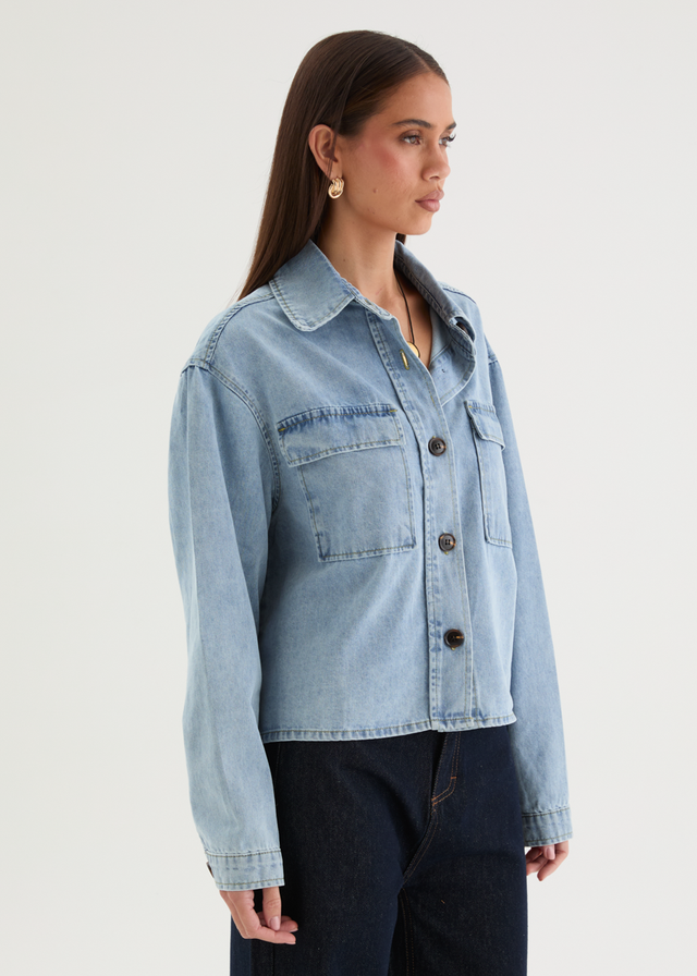 Beckham Denim Jacket - Washed blue