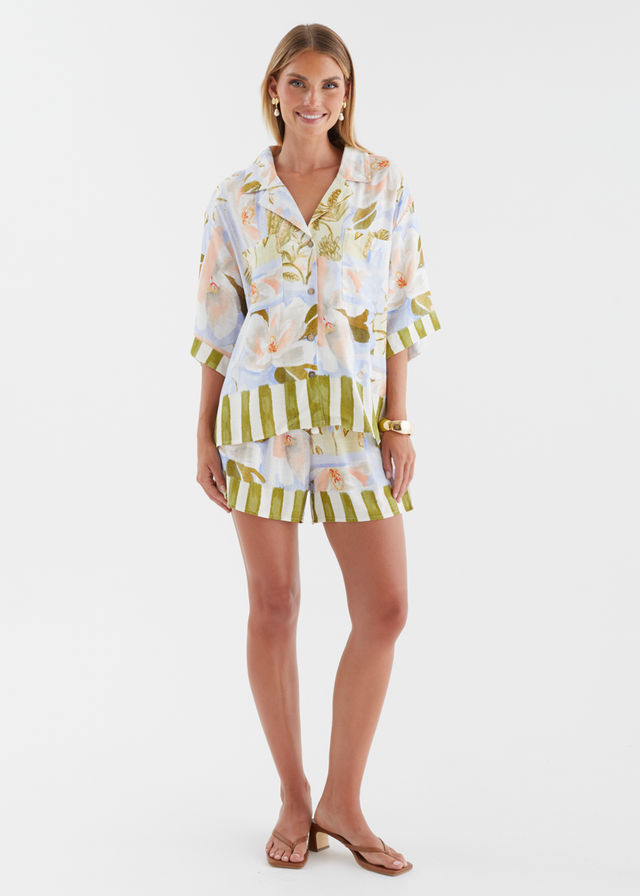 Devyn Shorts - Delphine