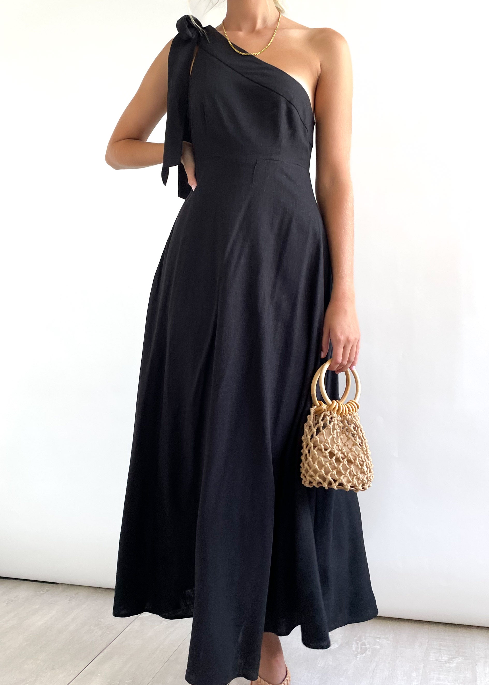 Nora One Shoulder Midi Dress - Black