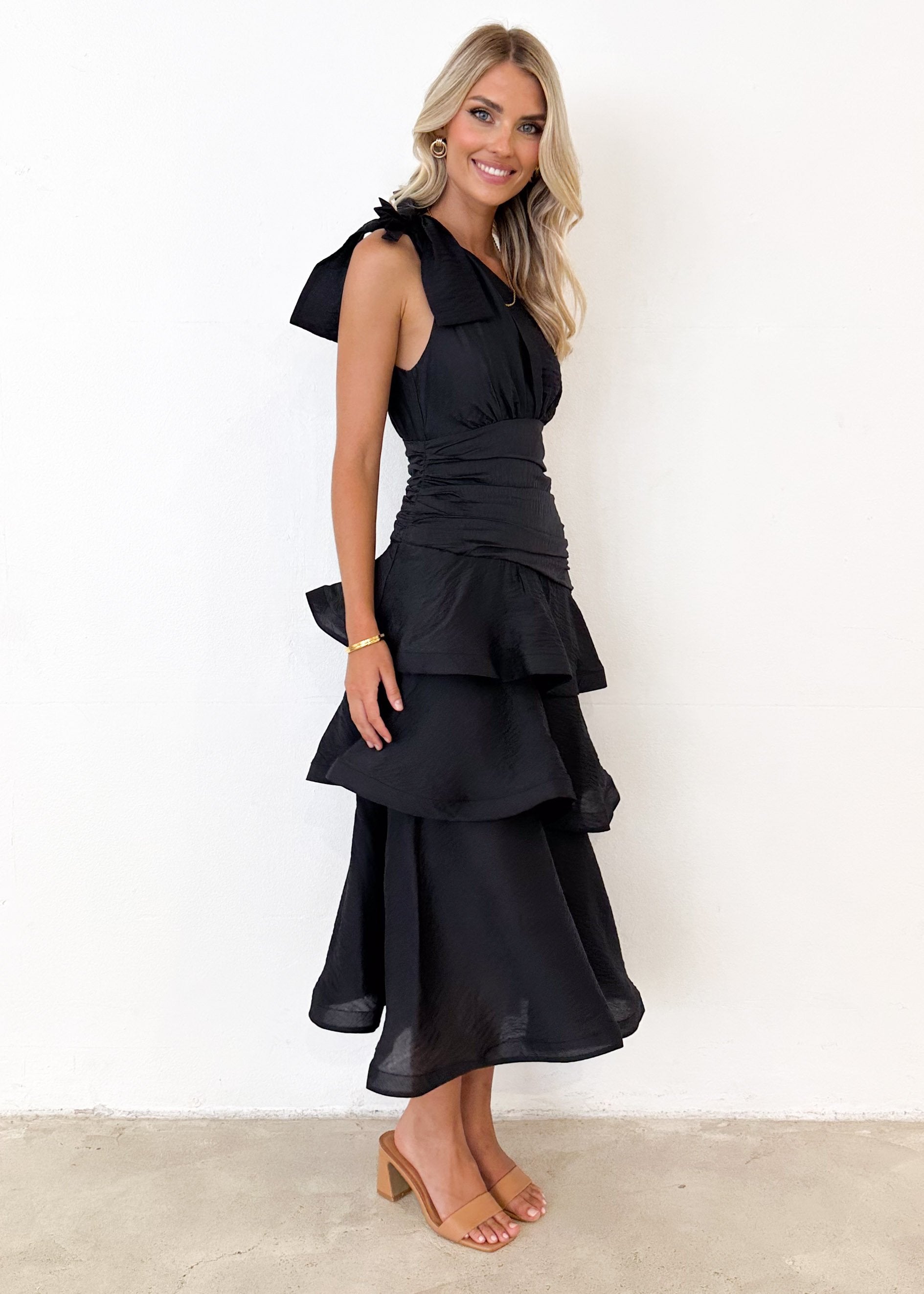 Pinnie One Shoulder Midi Dress - Black