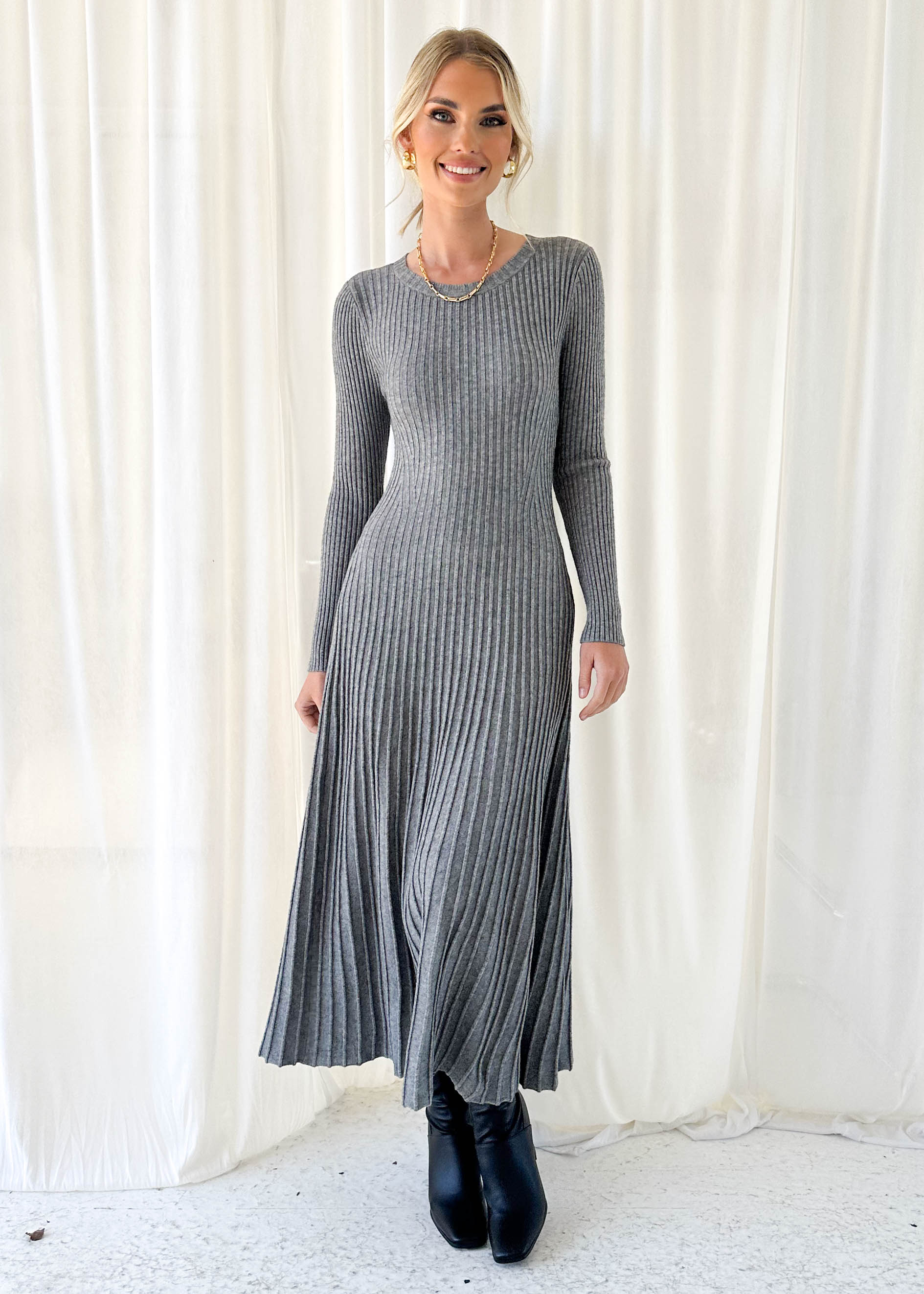Everly Knit Midi Dress - Grey