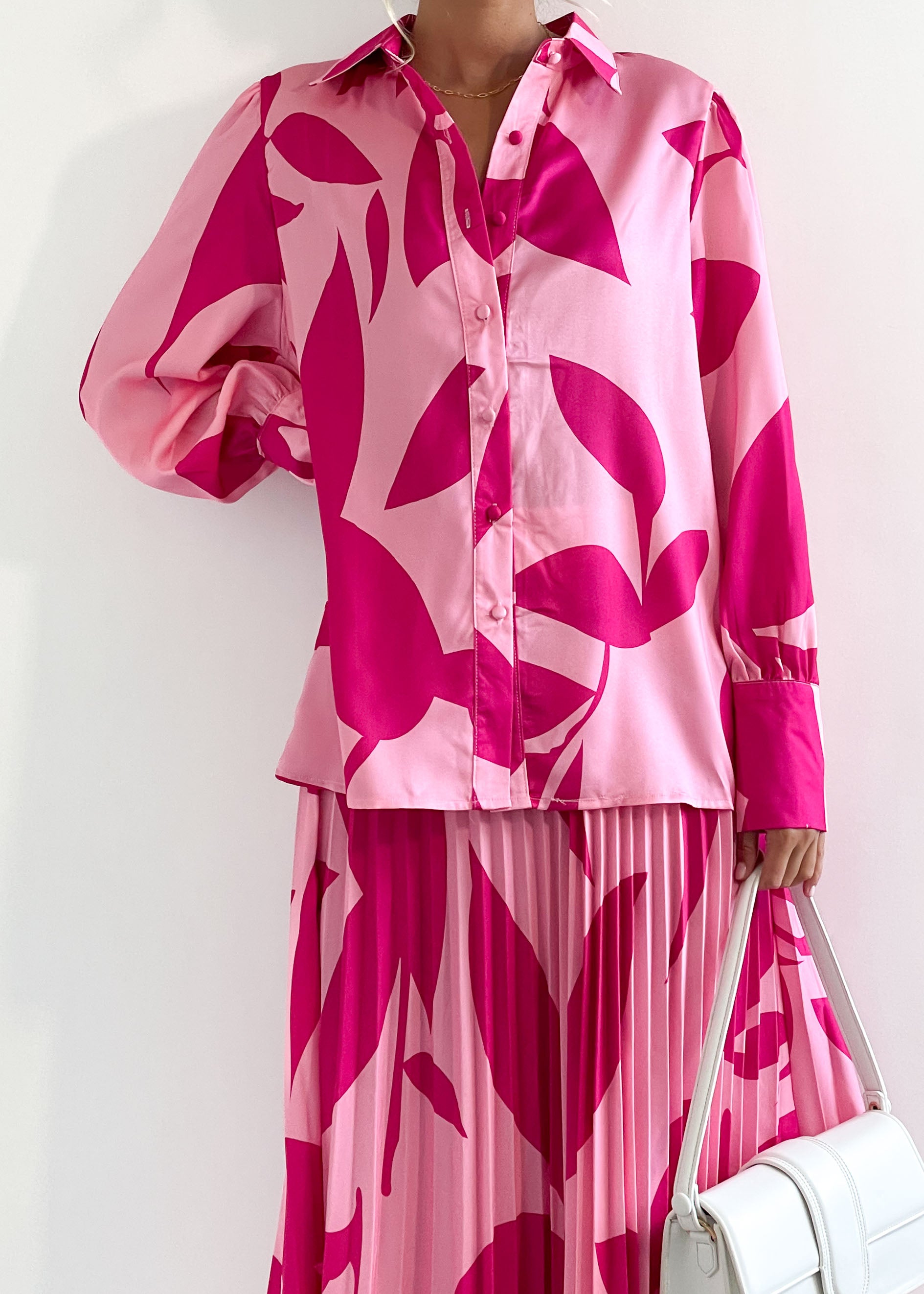 Lylia Shirt - Magenta Leaf