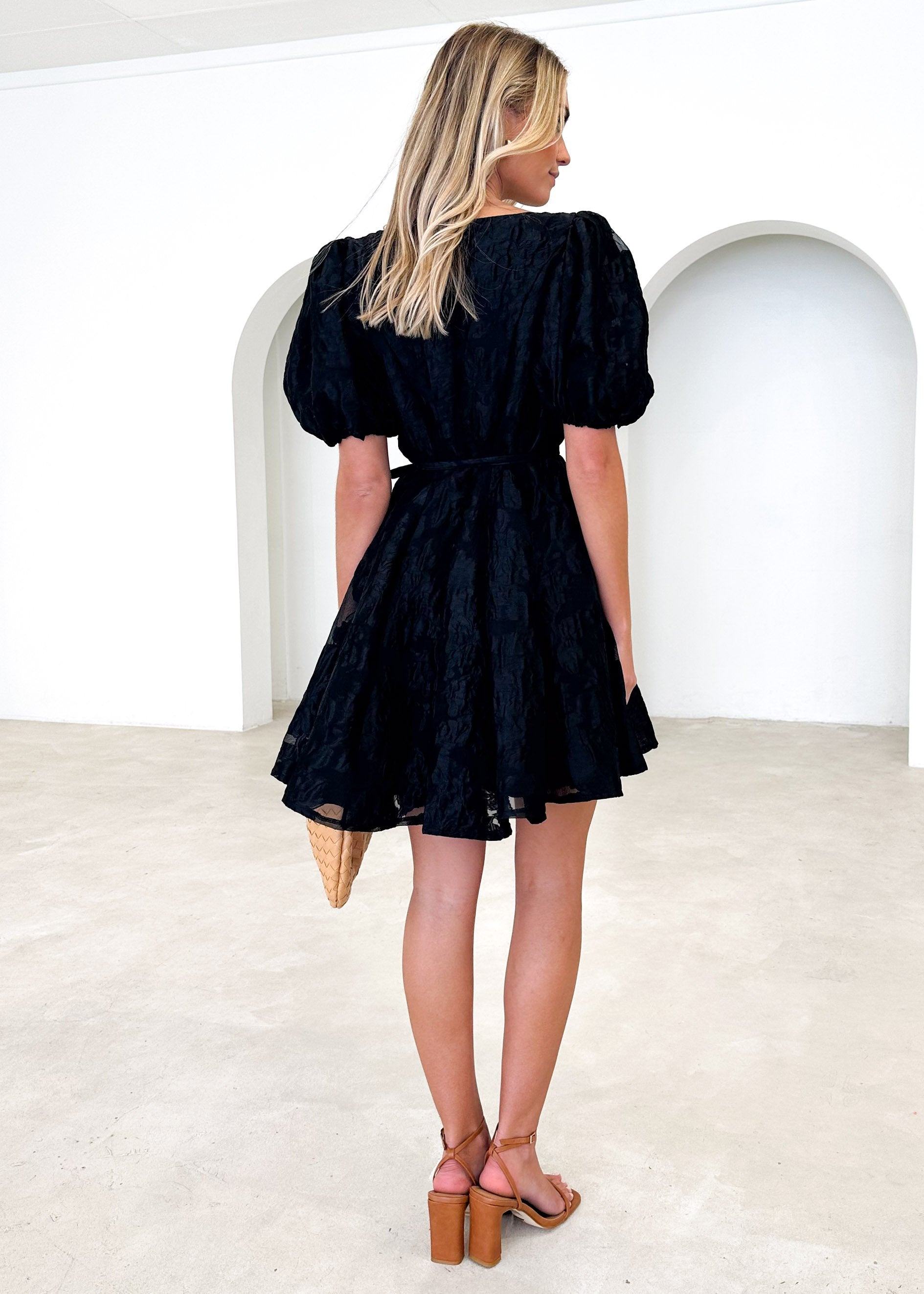 Laqueen Dress - Black