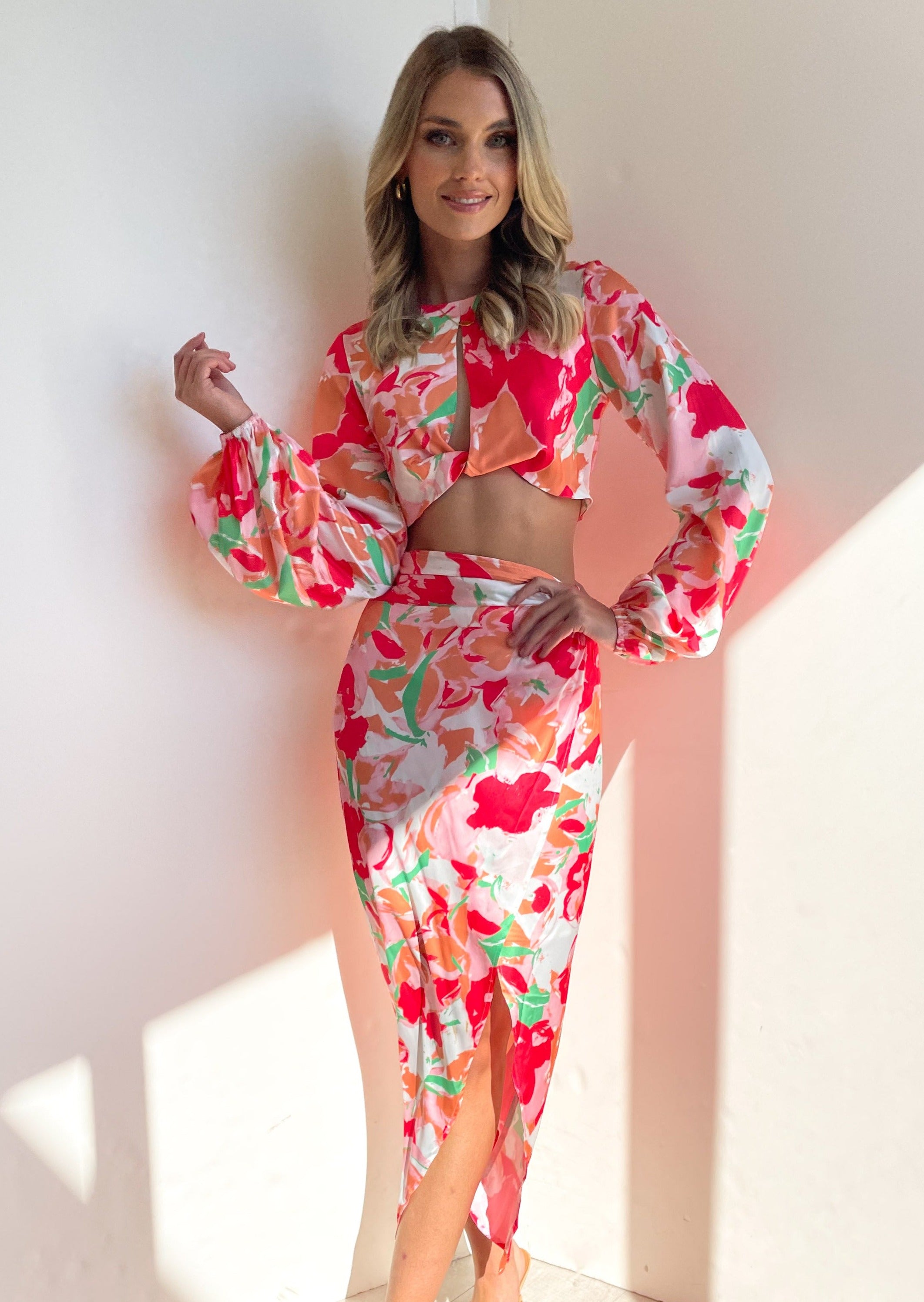 Olicia Set - Red Floral