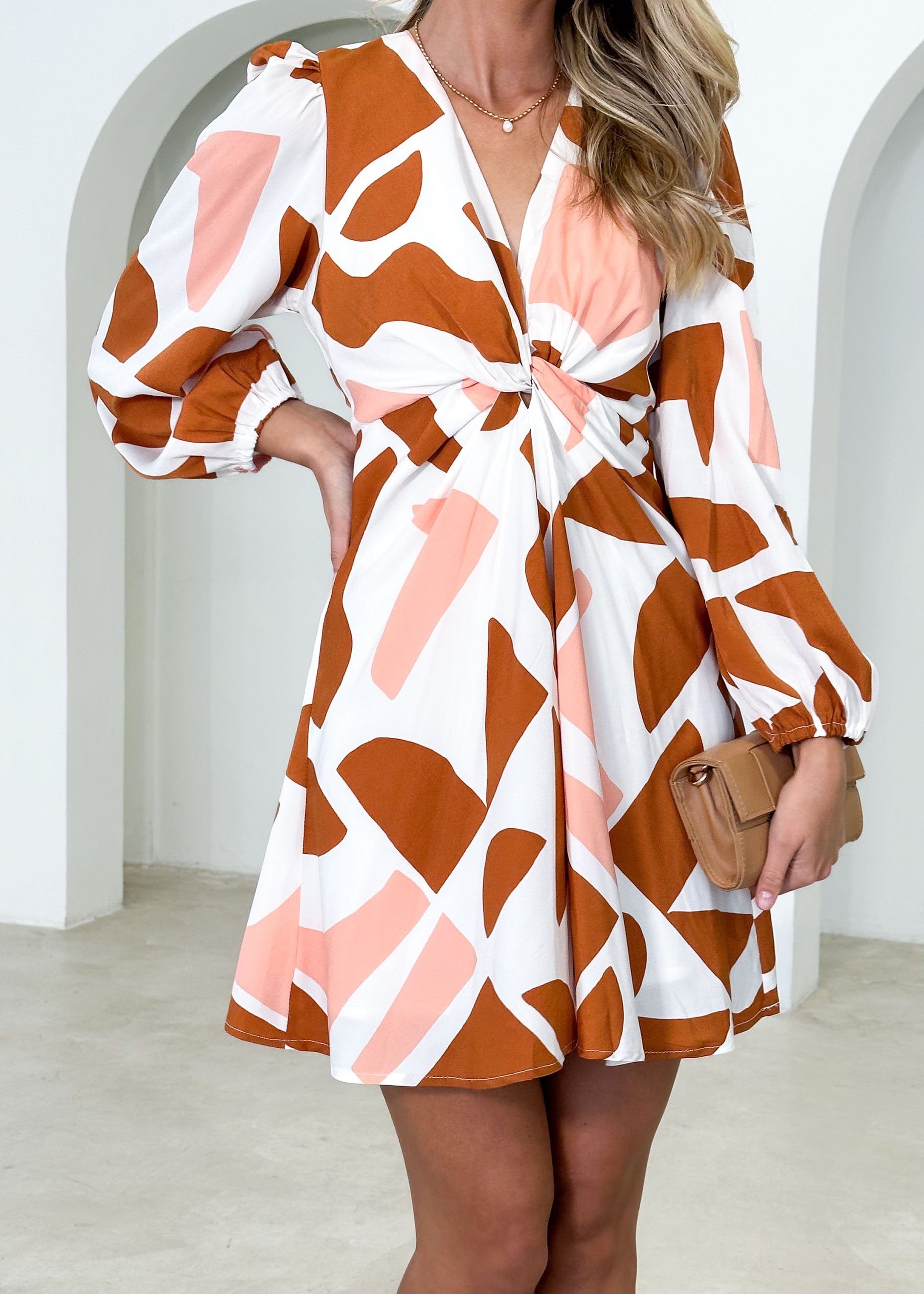 Yelani Twist Dress - Cinnamon Peach