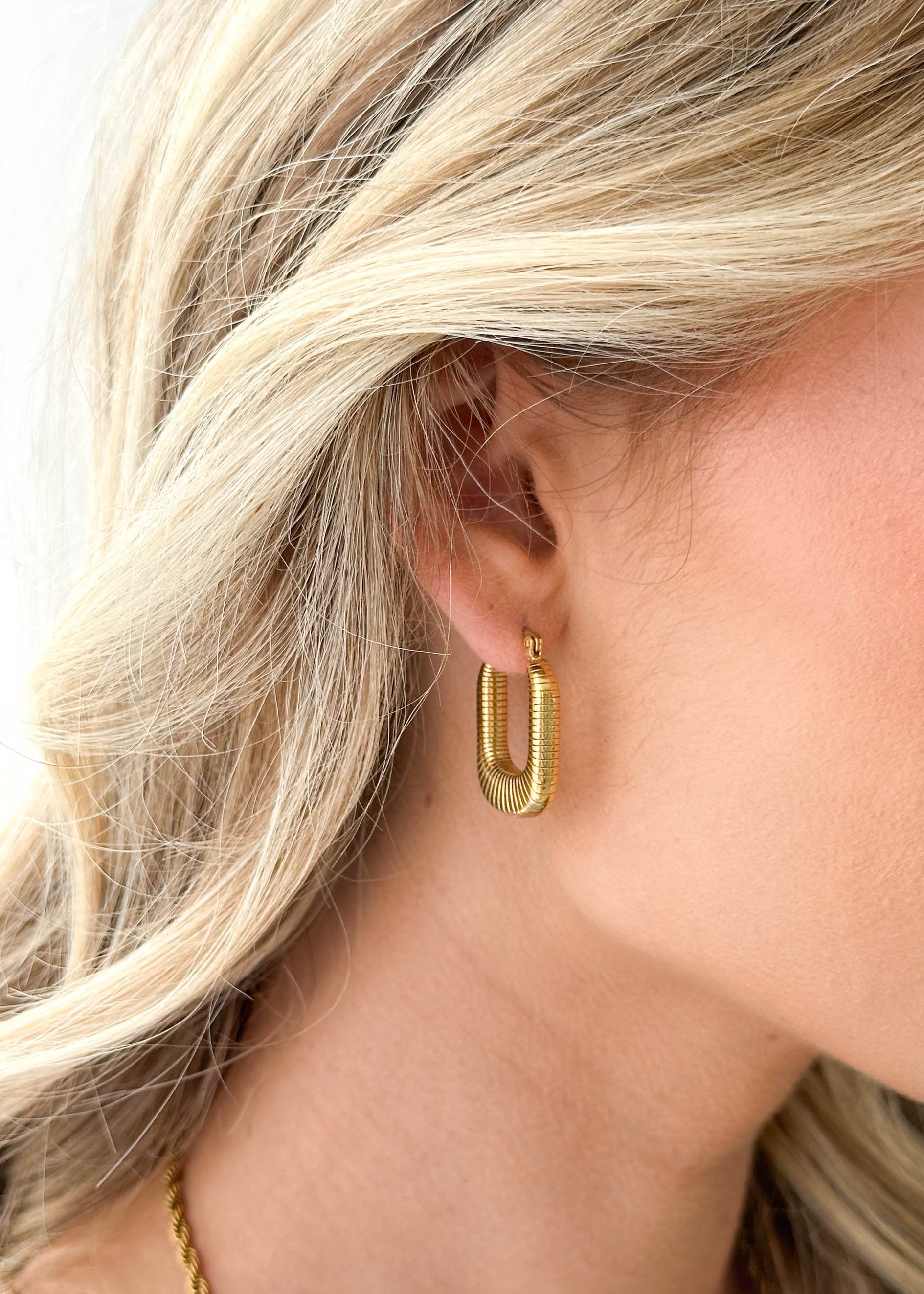 Tanthie Earrings - Gold