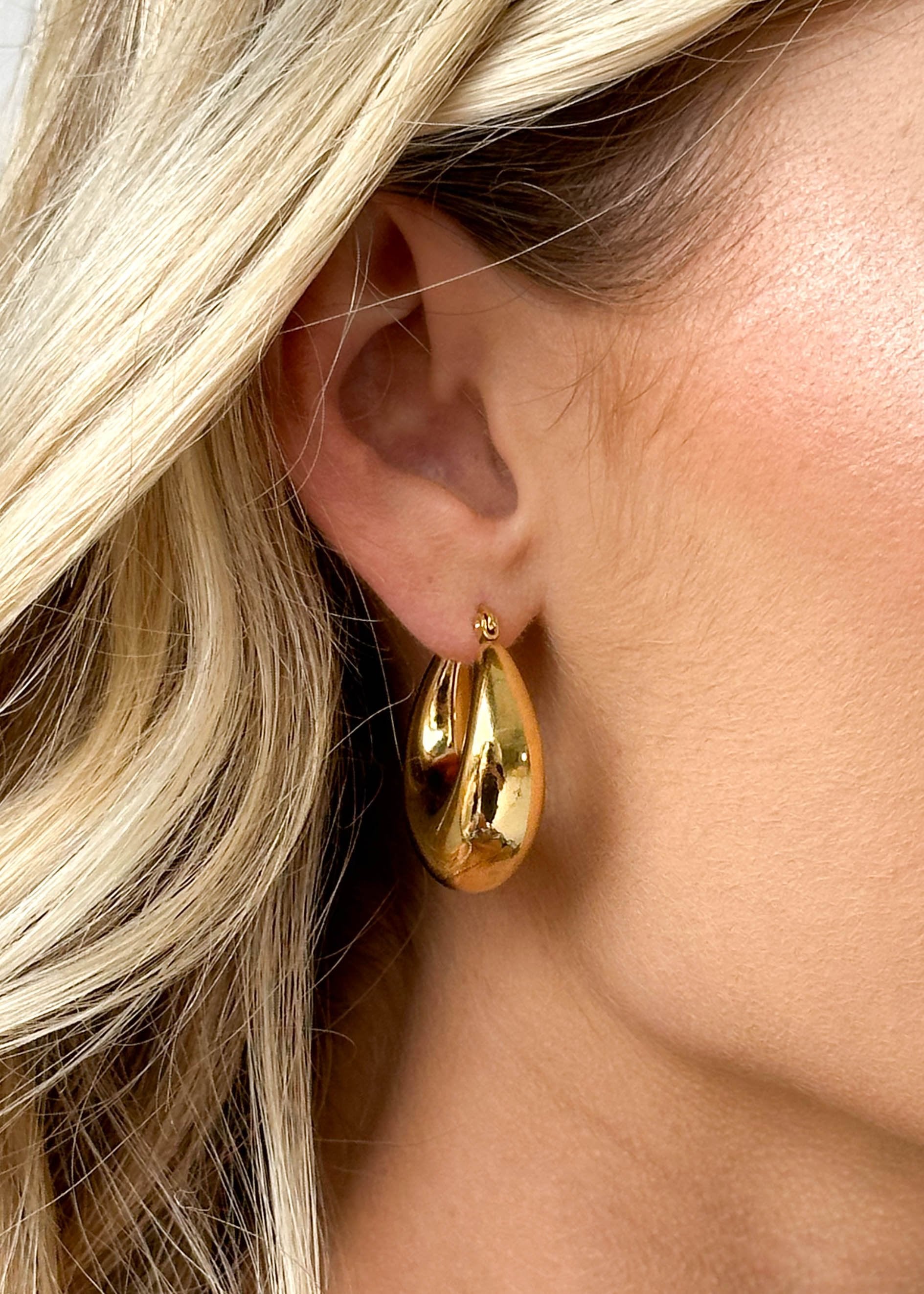 Thetta Earrings - Gold