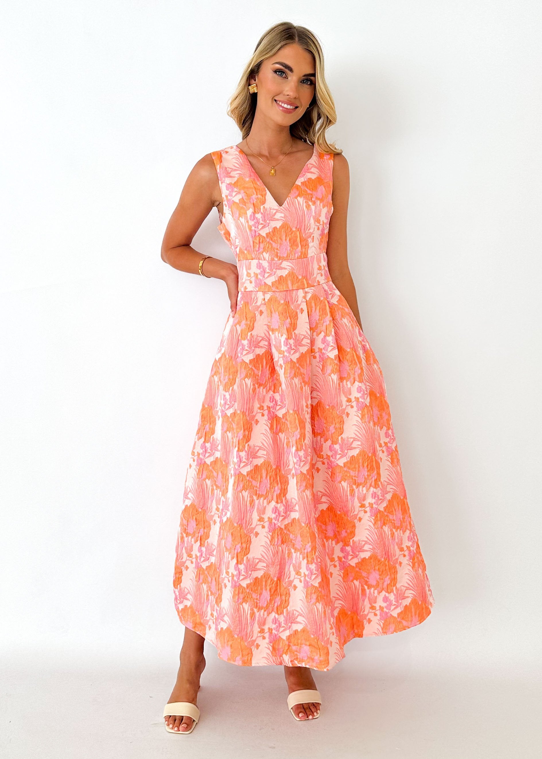 Artoe Midi Dress - Peach Jacquard