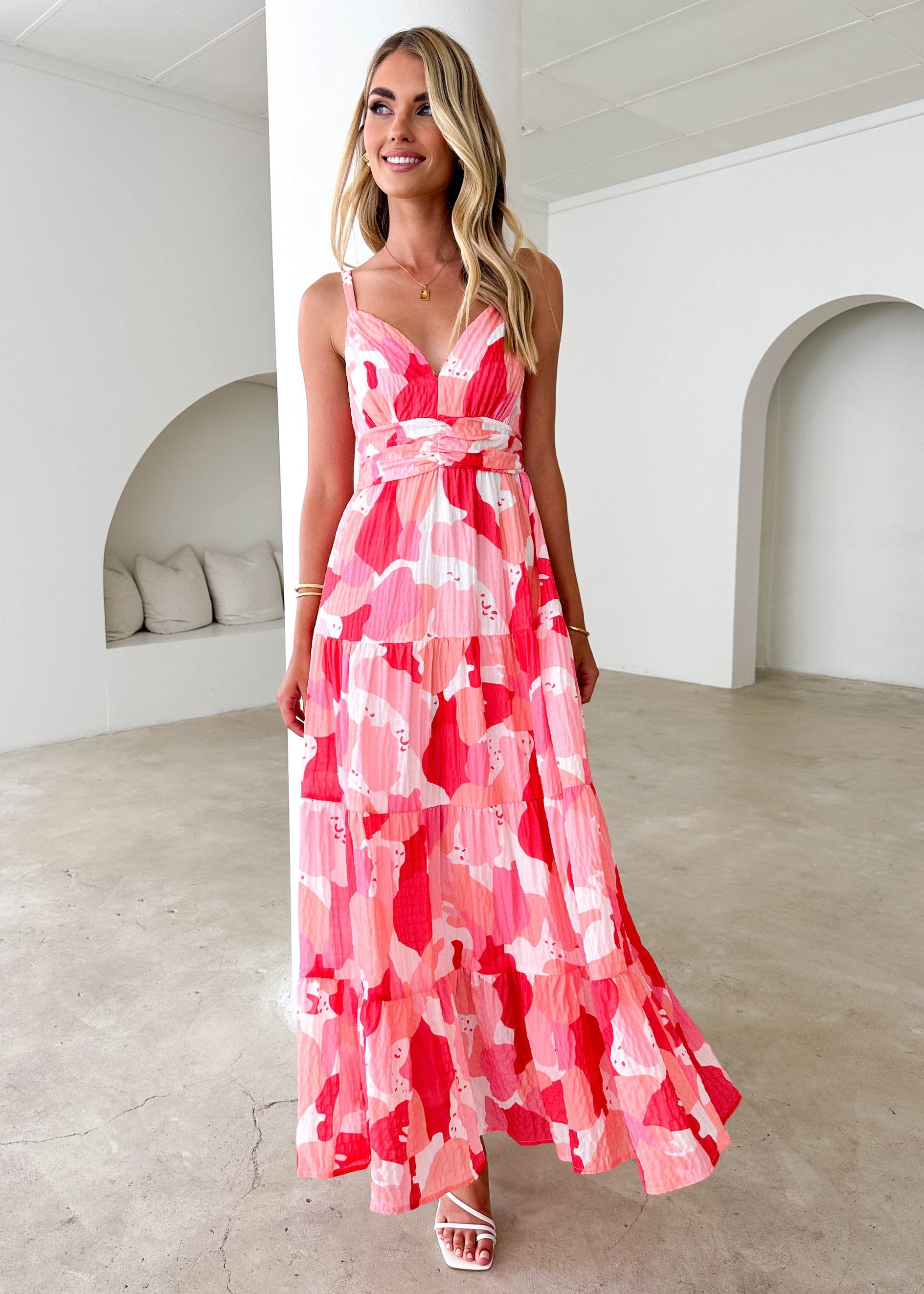 Hillso Maxi Dress - Pink Floral