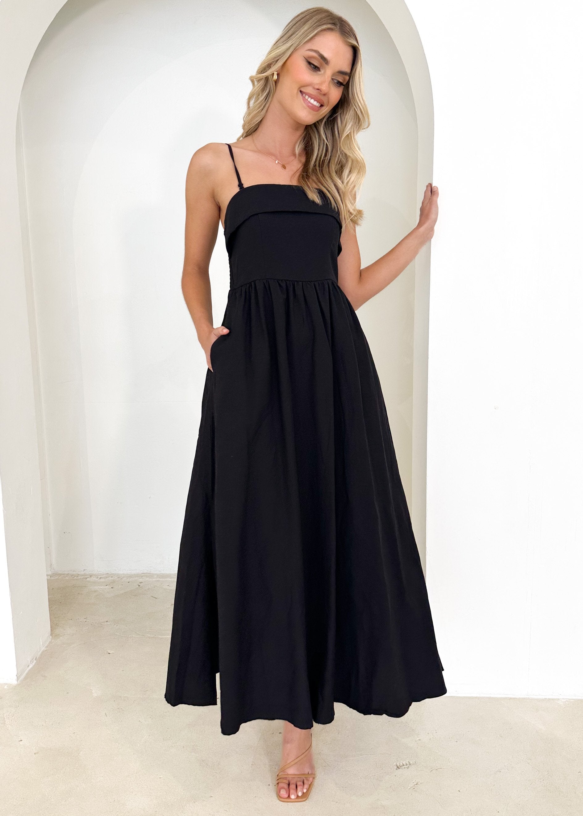 Perla Strapless Midi Dress - Black