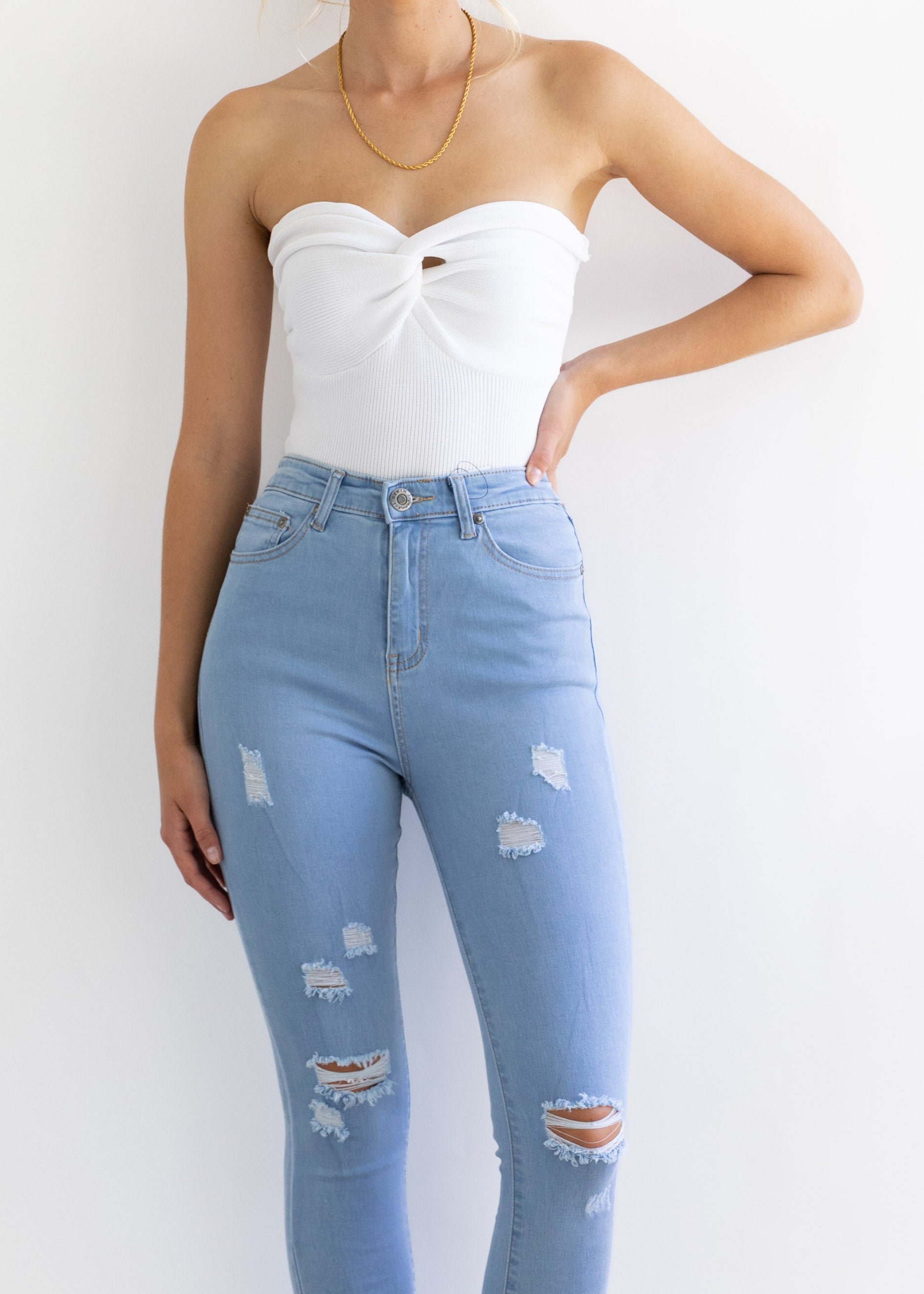 Buy DOLCE CRUDO Women's Light Blue Skinny High Rise Distressed Ice Wash Denim  Jeans online