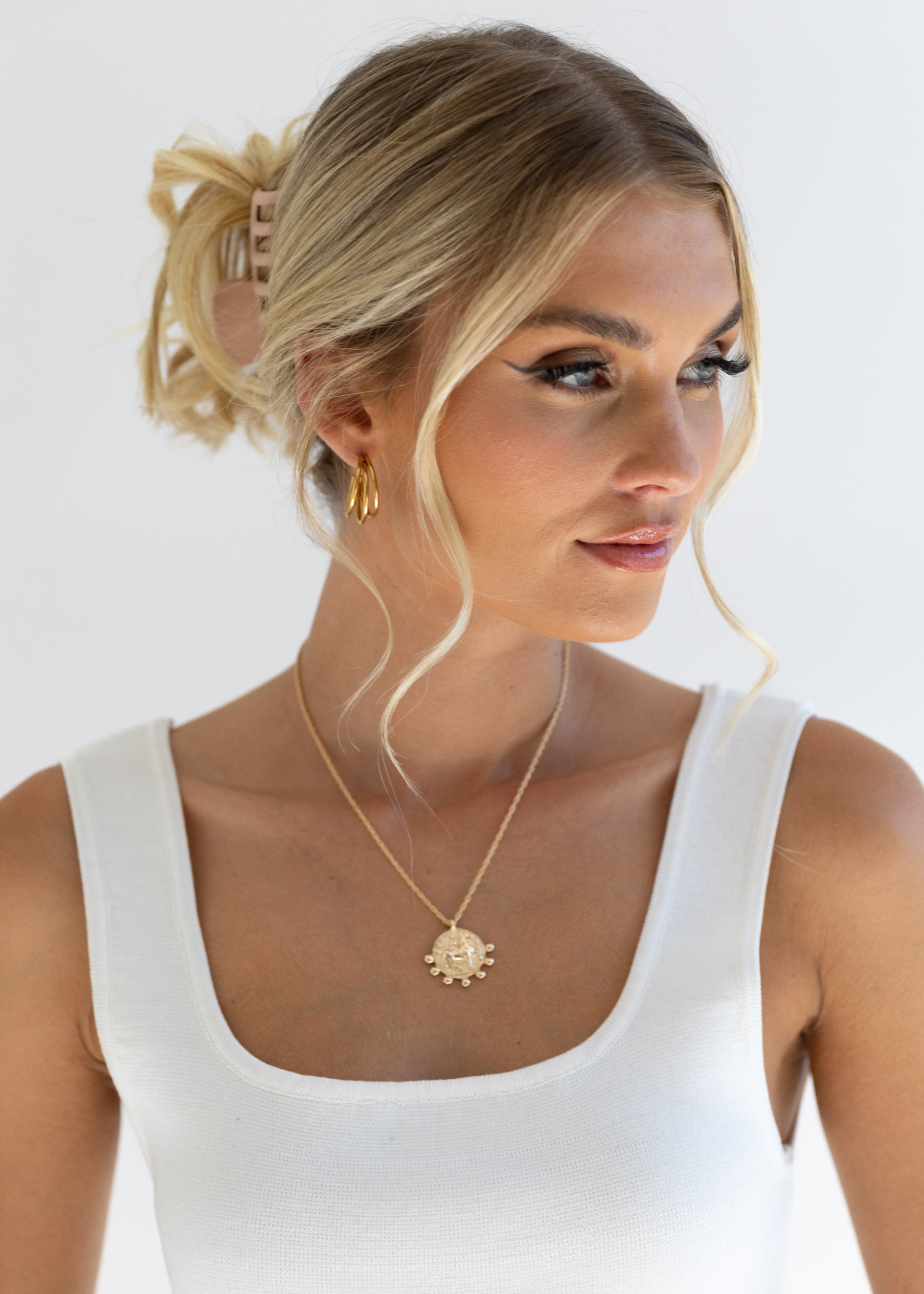 Cherly Necklace - Gold