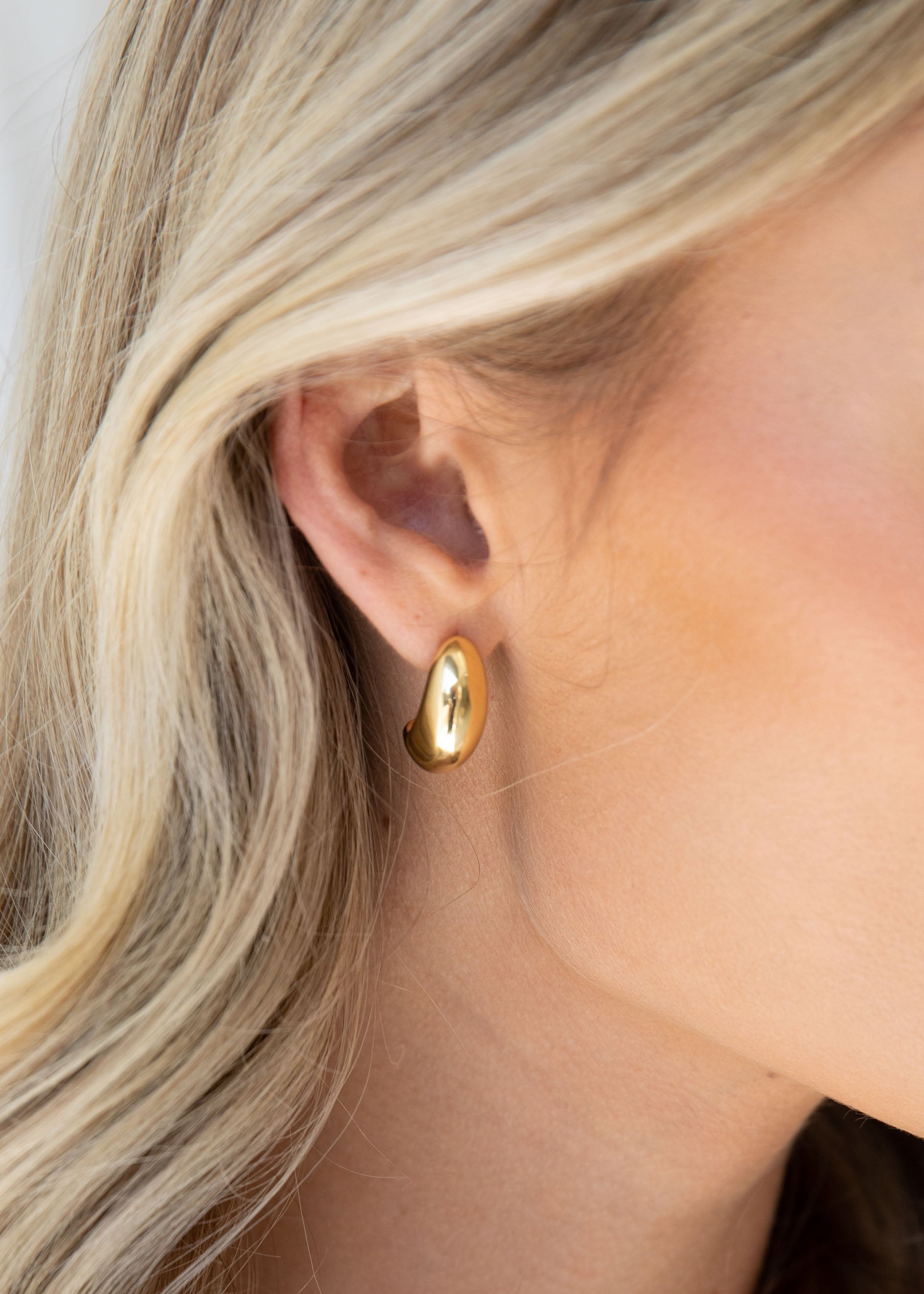 Emzia Earrings - Gold