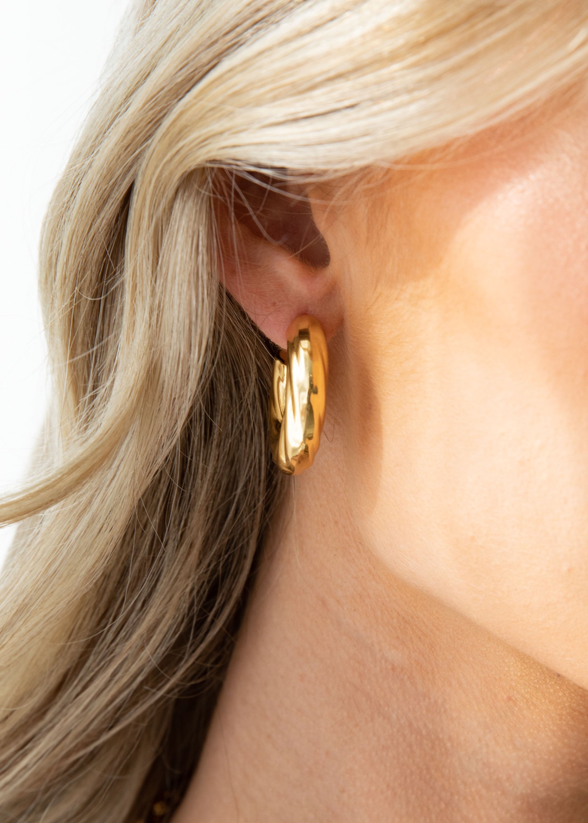Sarellia Earrings - Gold