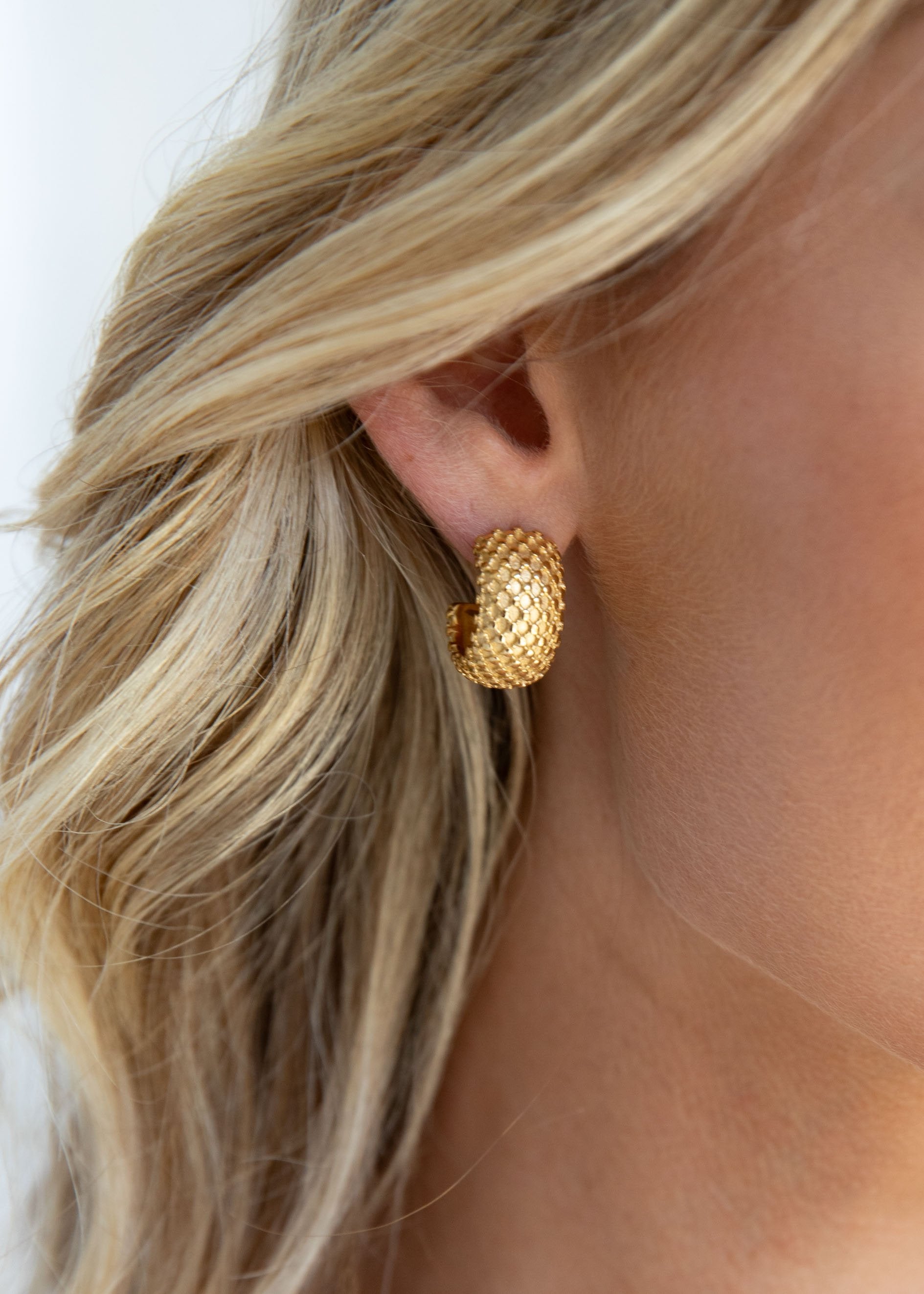 Niar Earrings - Gold