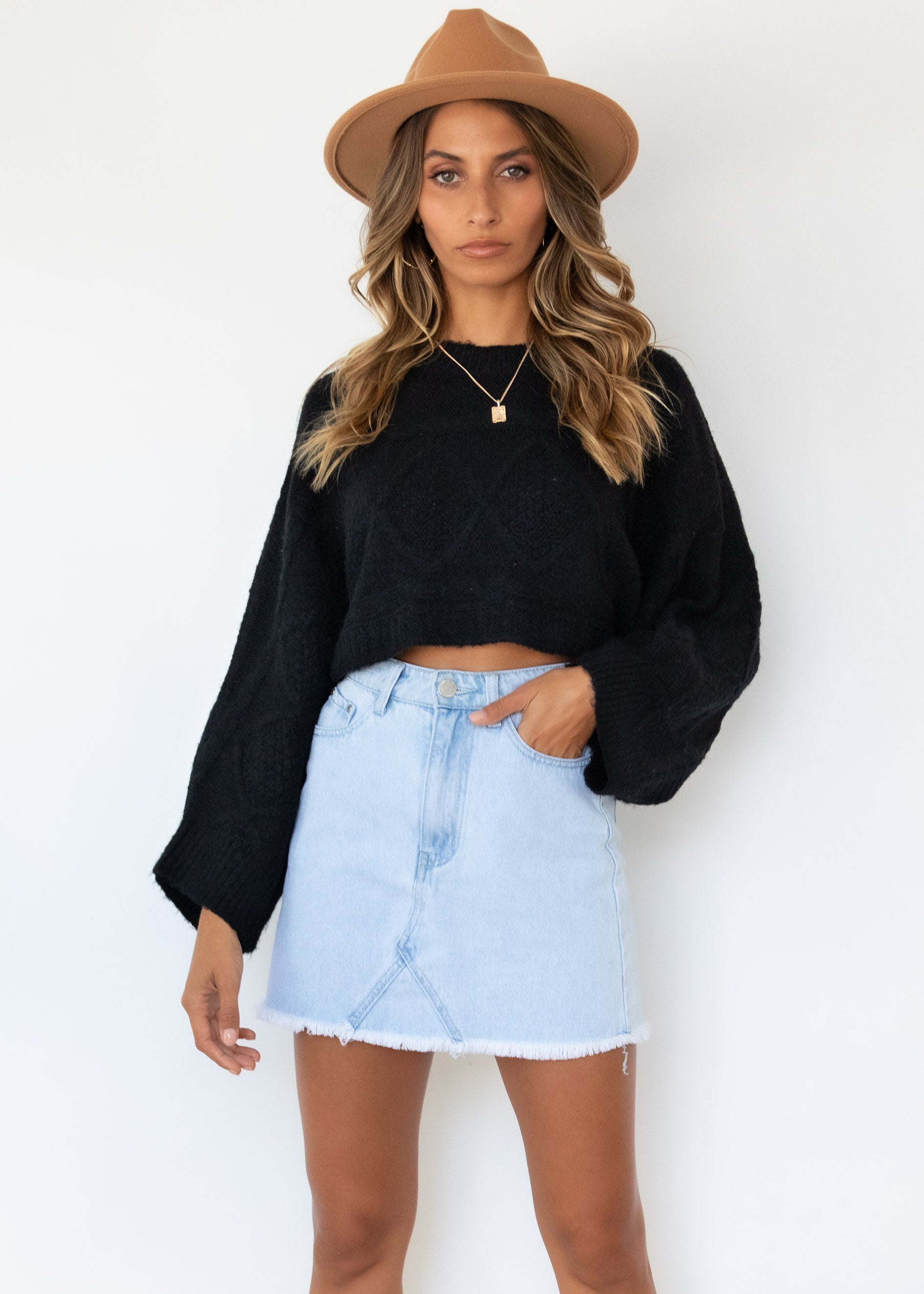 Lilliana Crop Sweater - Black